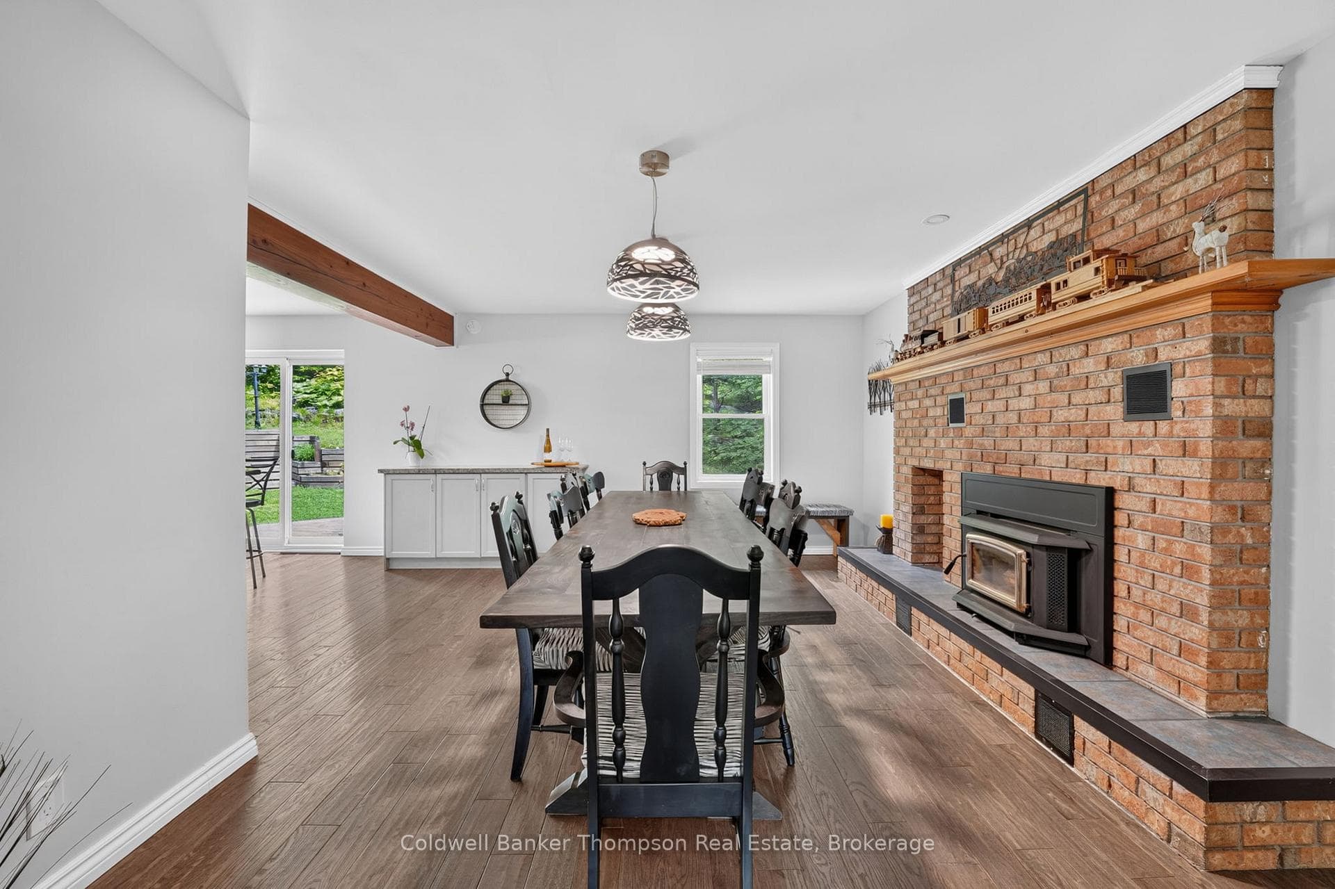 1864 Brunel Road photo 14