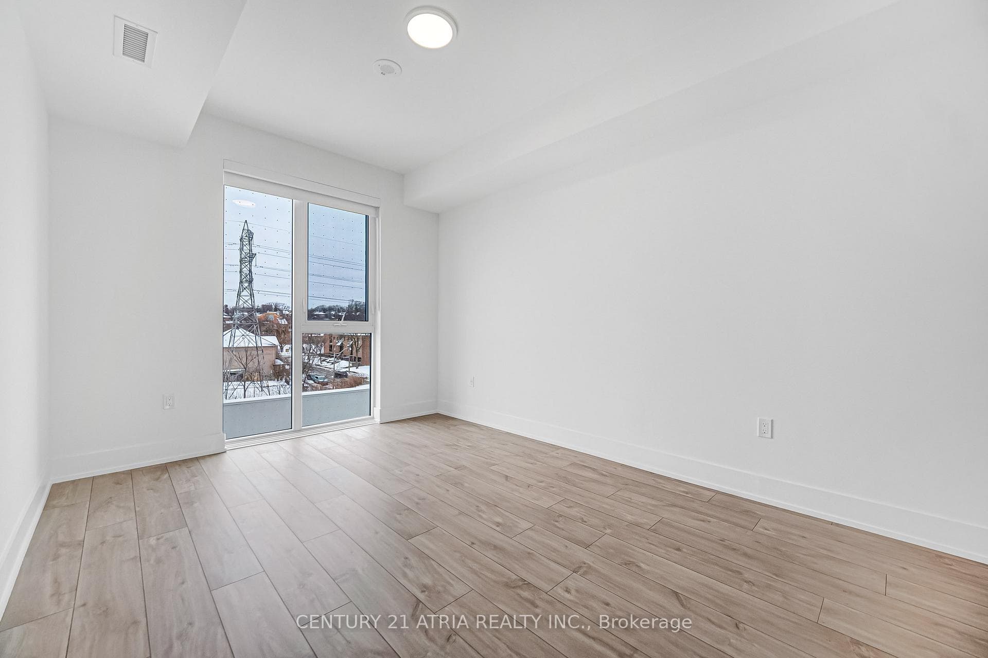 858 Dupont Street Unit 322 photo 18
