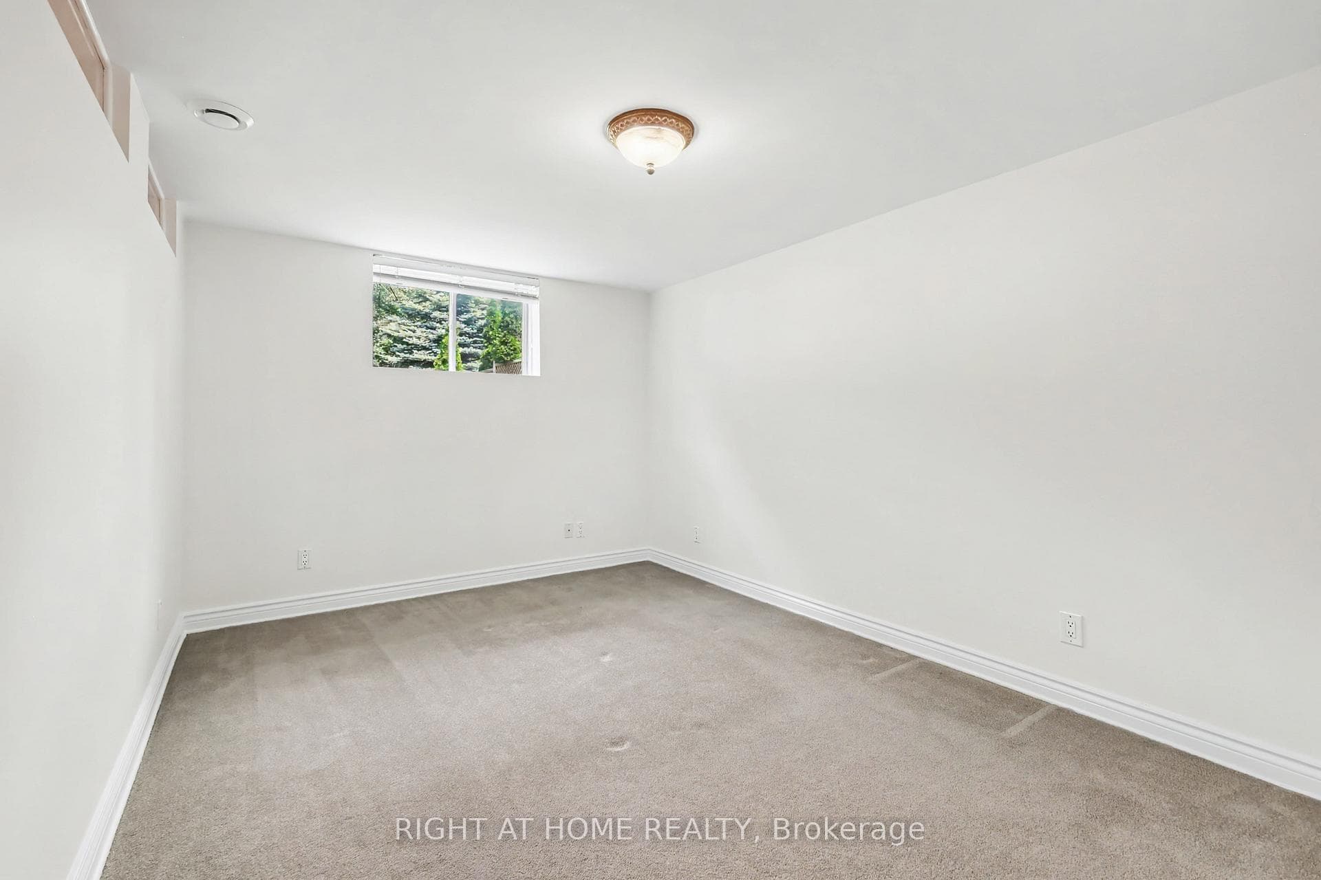 54 Fieldcrest Avenue photo 27