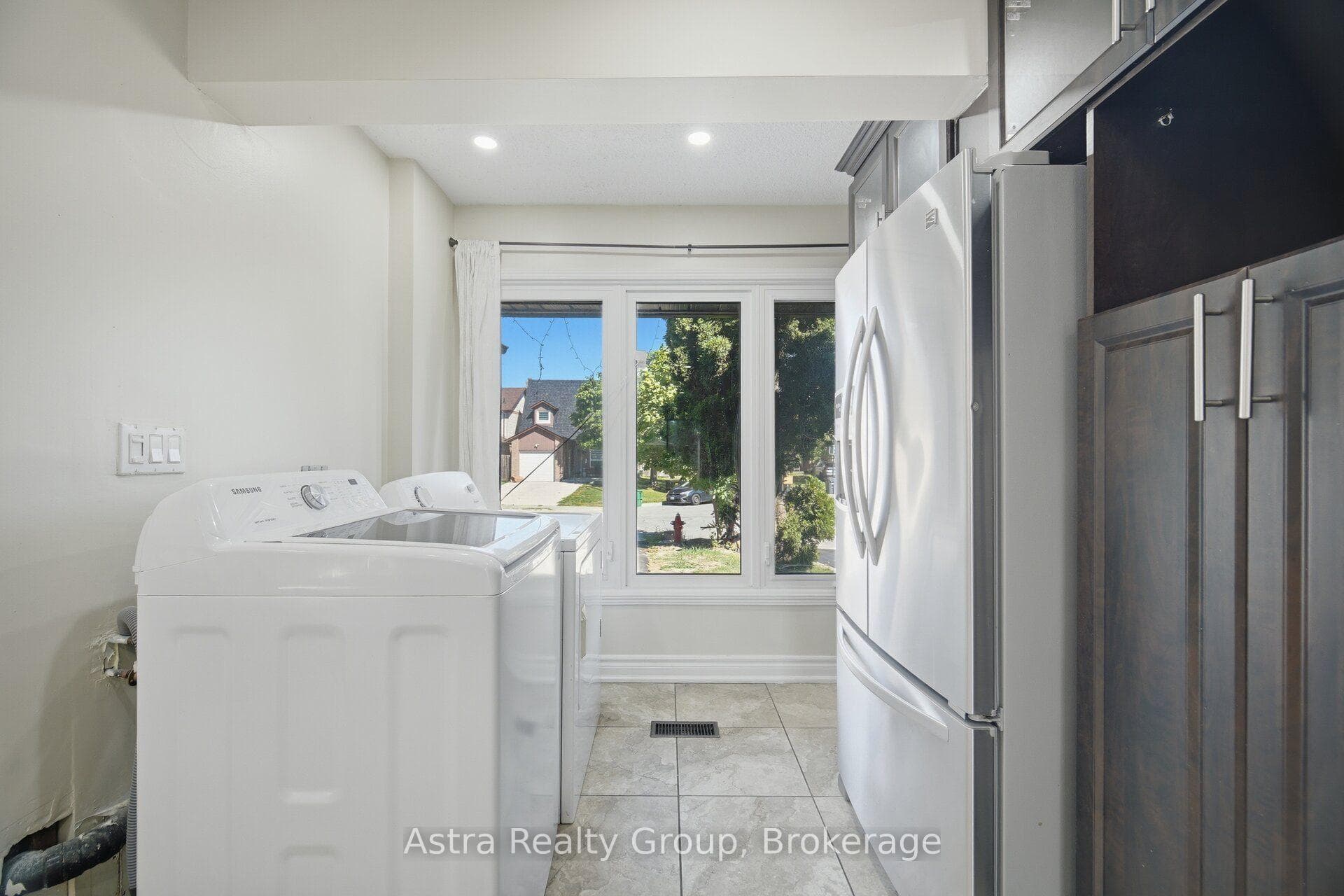 28 Borden Hill Court photo 13