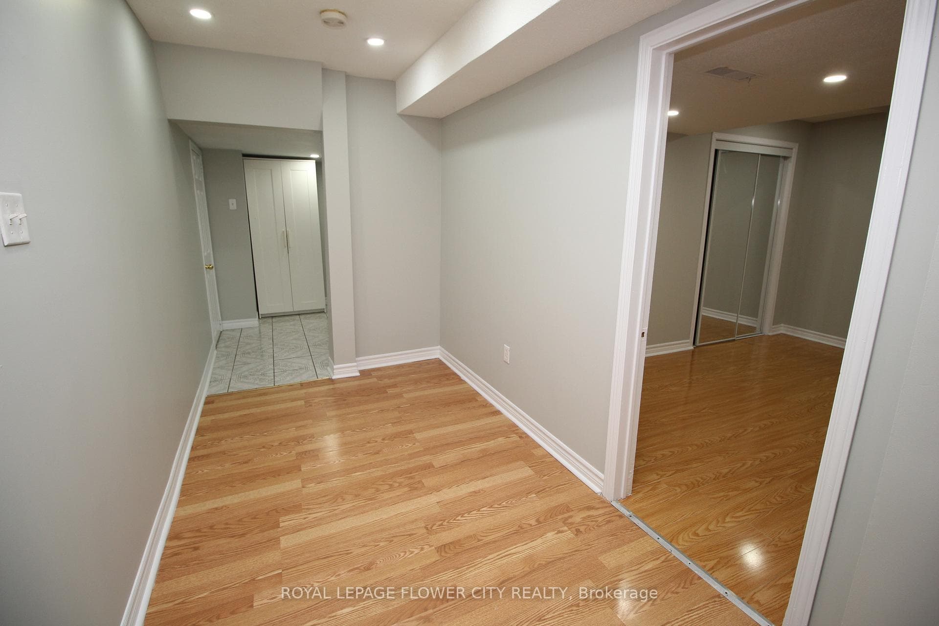 48 Fairhill Avenue photo 36