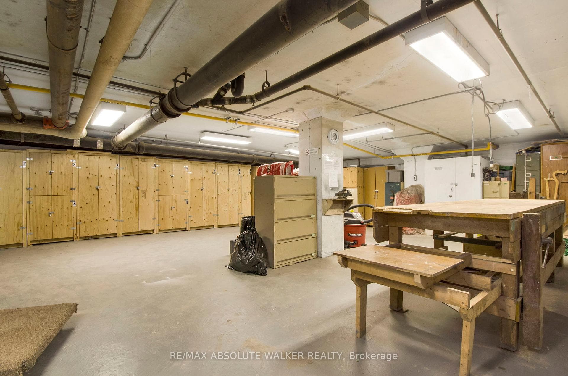 158C MCARTHUR Avenue Unit 1604 photo 37
