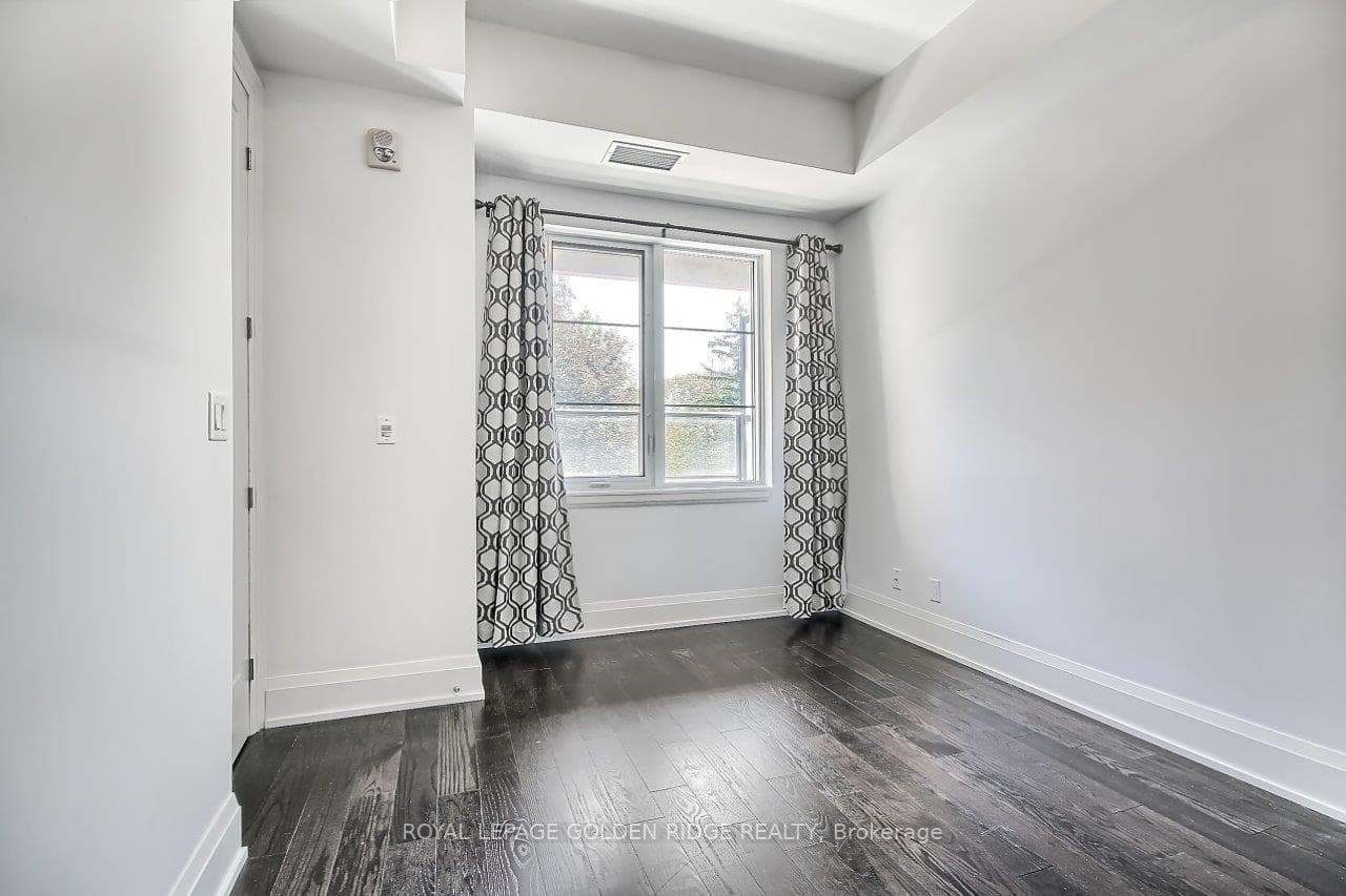 20 Fred Varley Drive Unit 227 photo 15