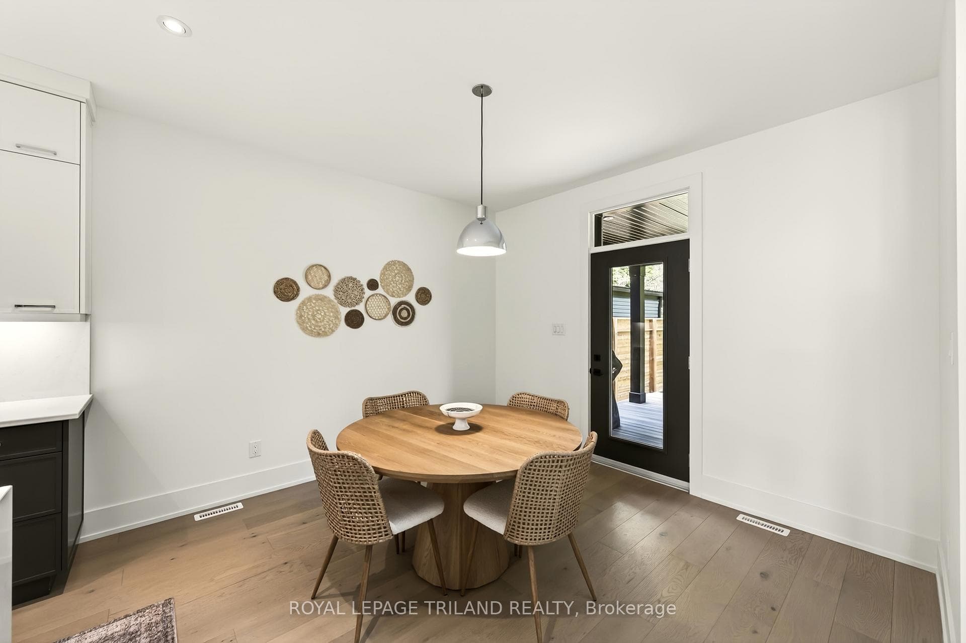 2244 Red Thorne Avenue photo 14