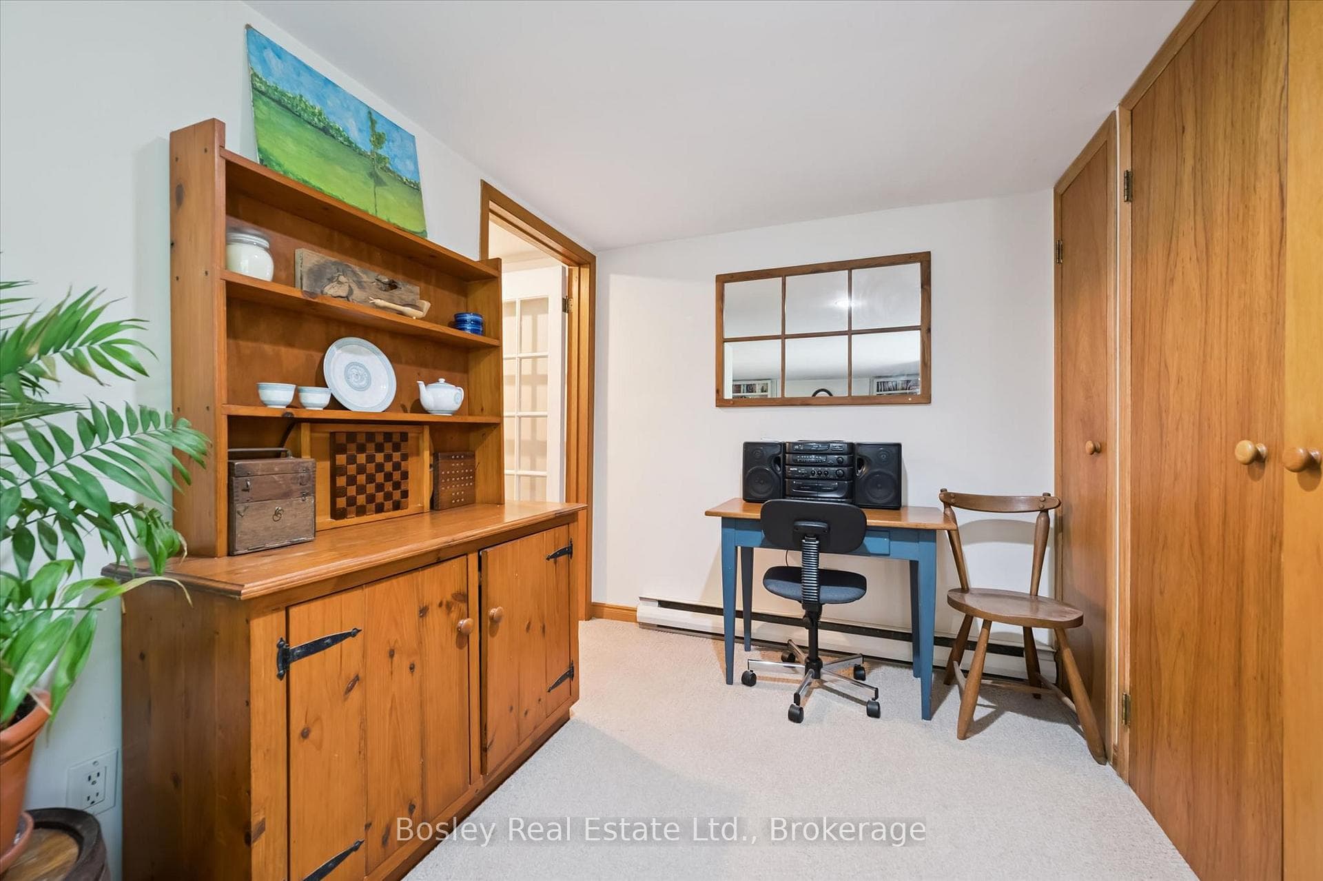70 McNab Street photo 25