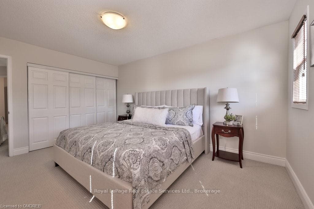 170 ROXTON Road photo 22