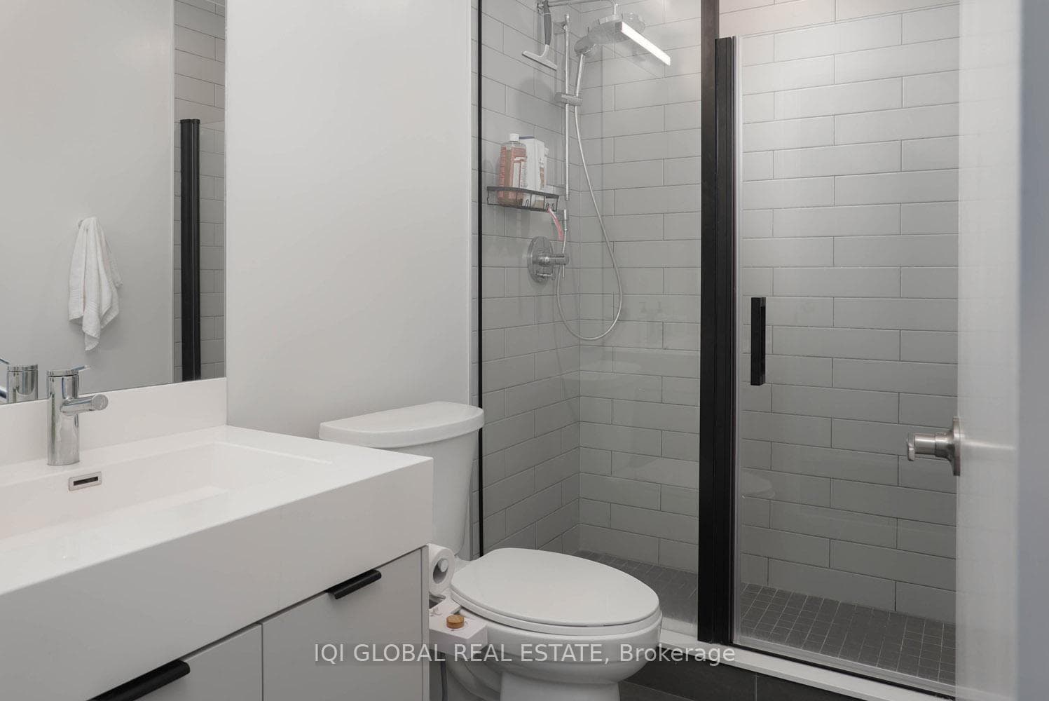 57 BROCK Avenue Unit 504 photo 20