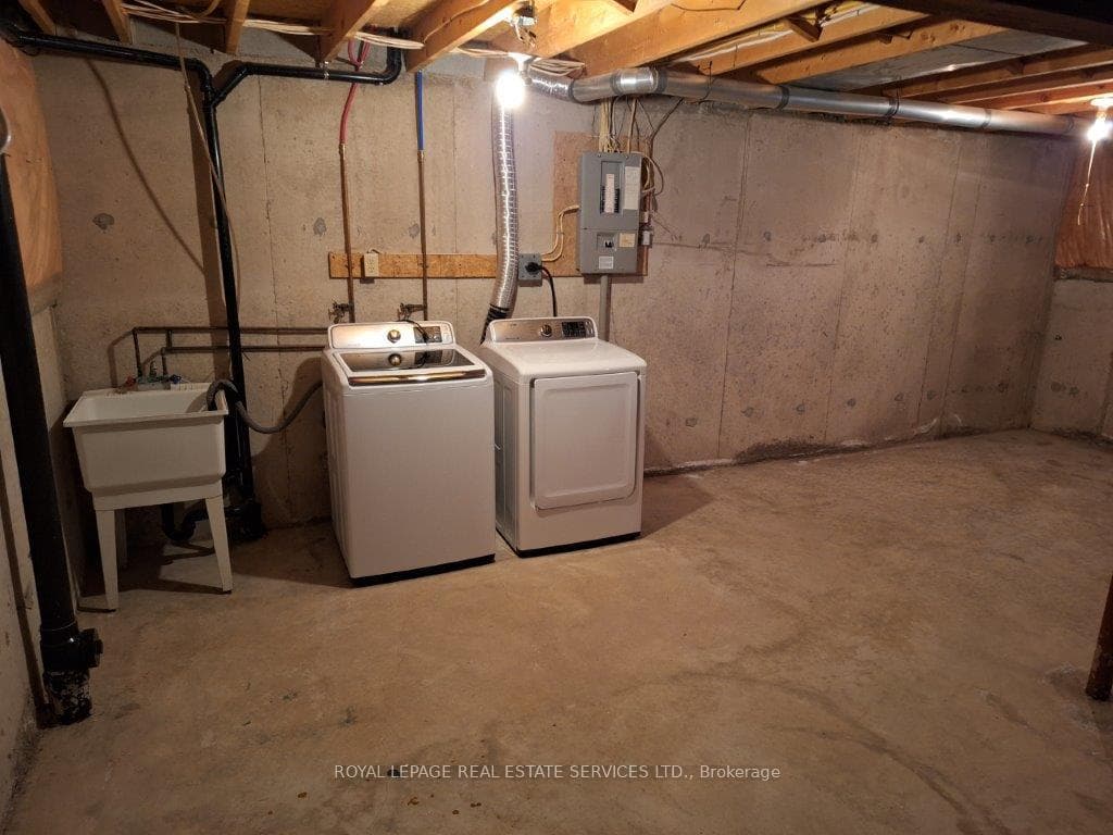 255 Mount Albion Road Unit 30 photo 36