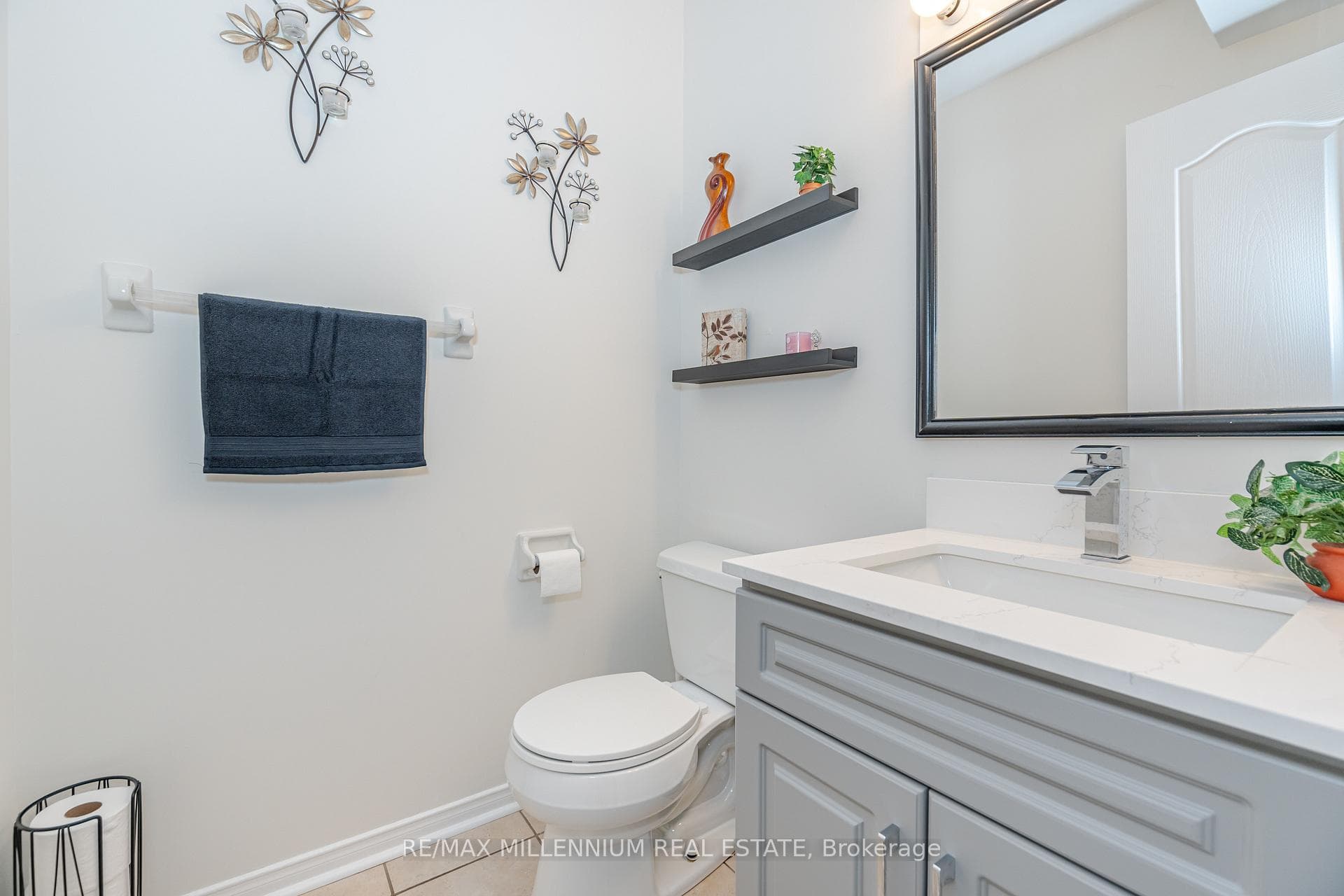 143 Hudson Crescent photo 16