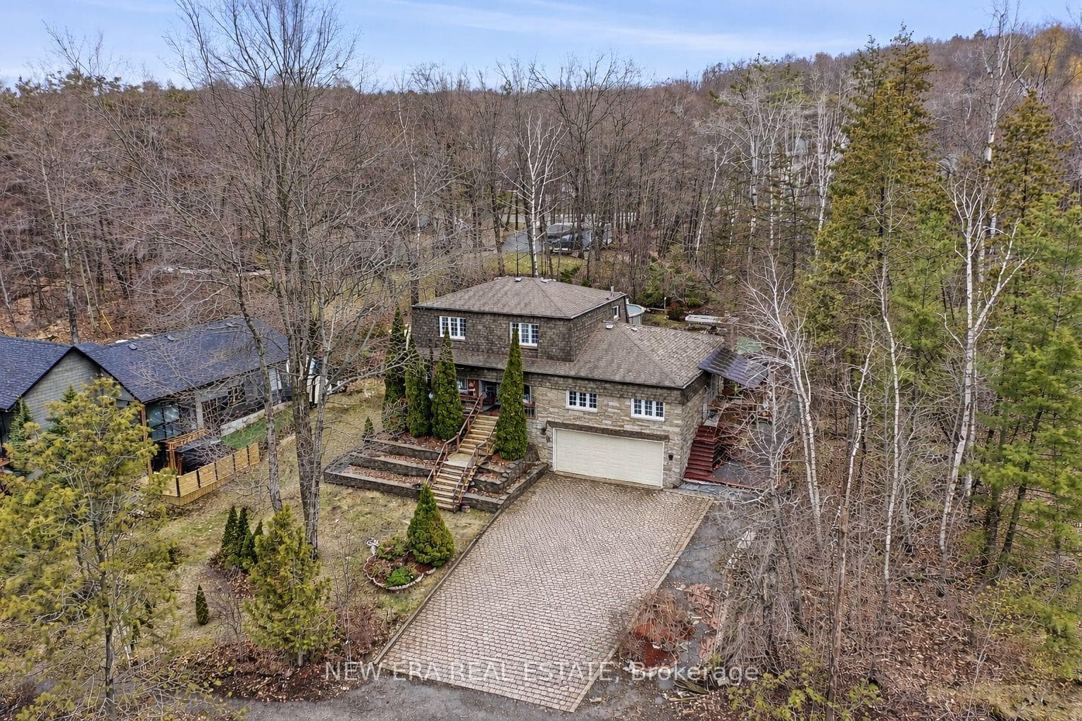 645 Hatton Avenue photo 2