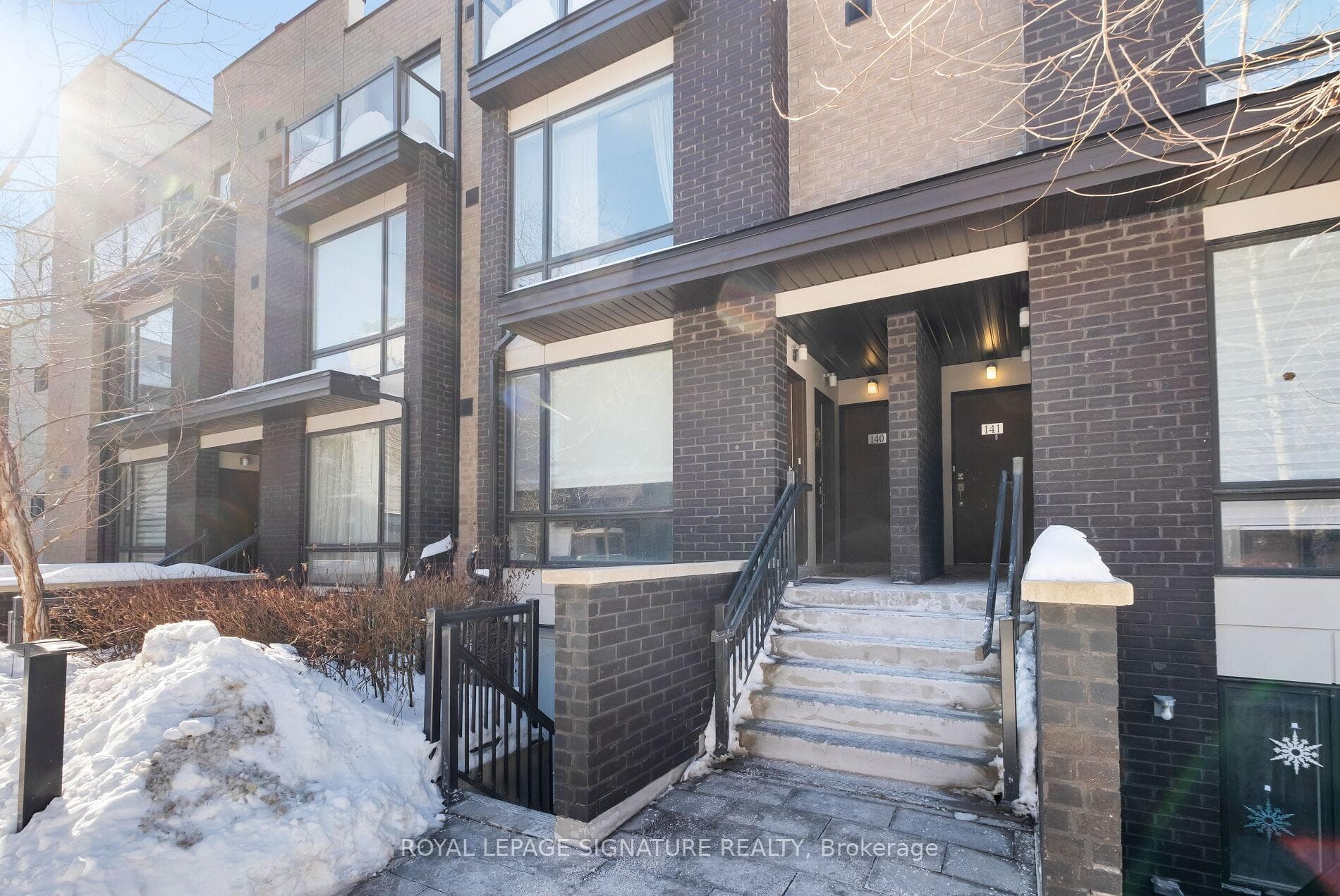 34 Fieldway Road Unit 138 photo 2