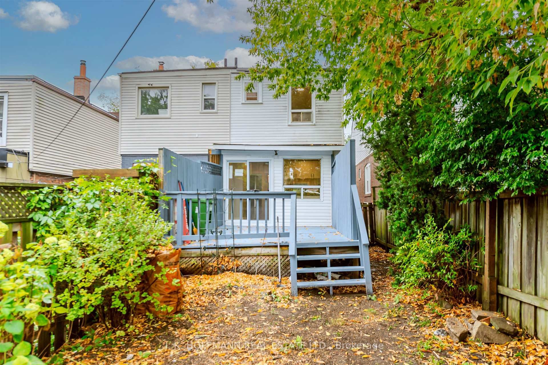 33 Darrell Avenue photo 30