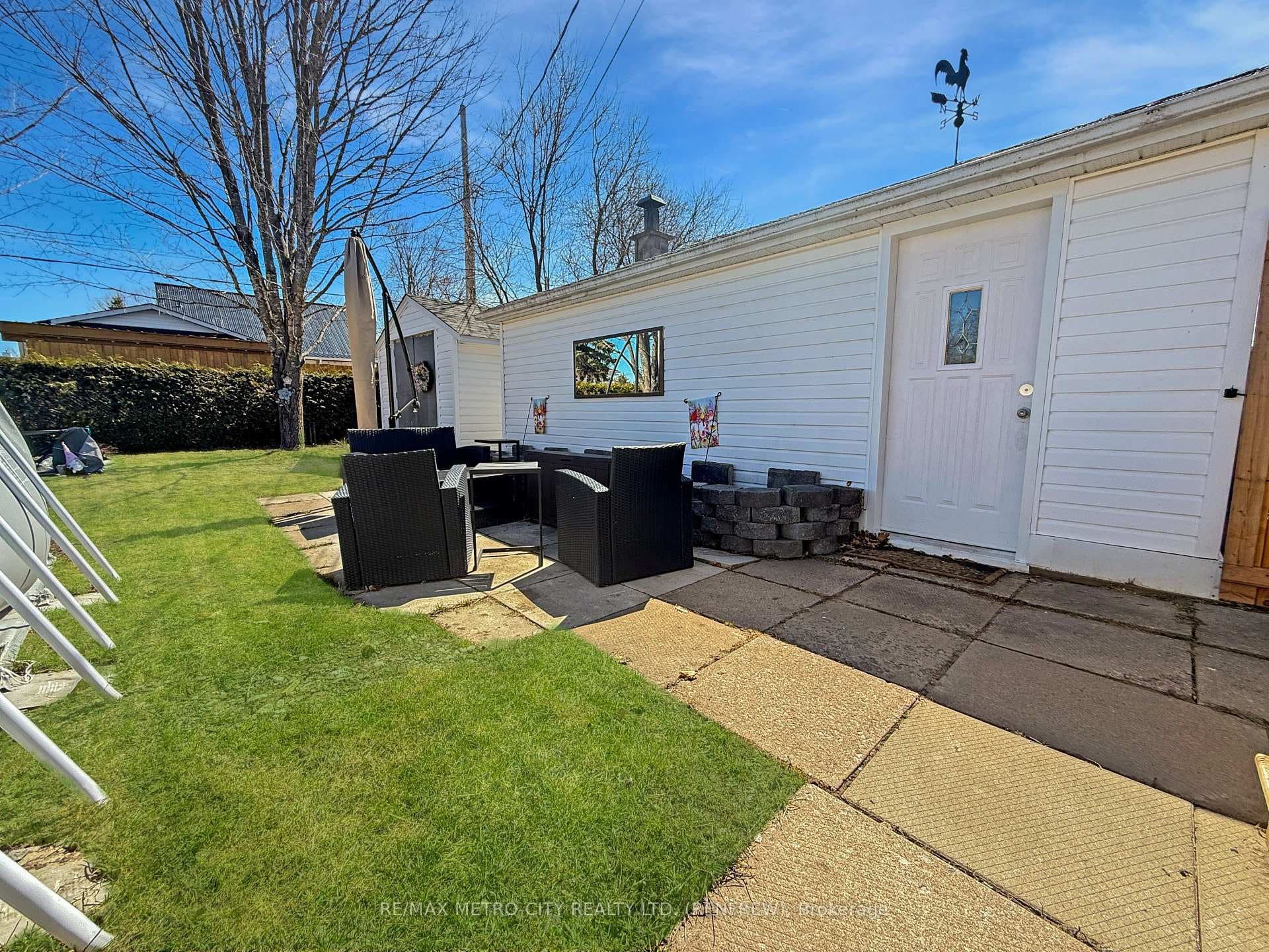 Side View of Garage