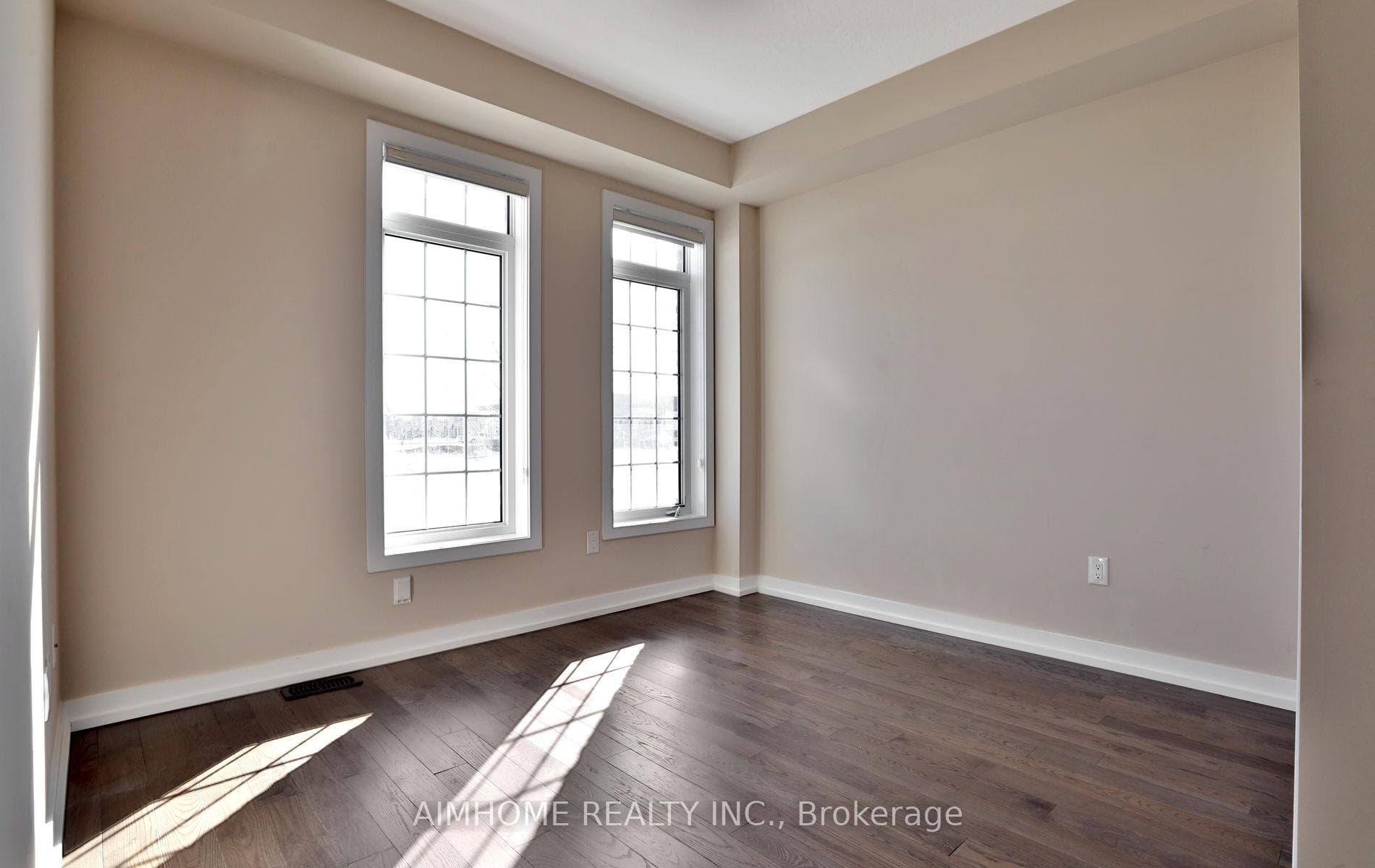 3026 Postridge Drive Unit 18 photo 32