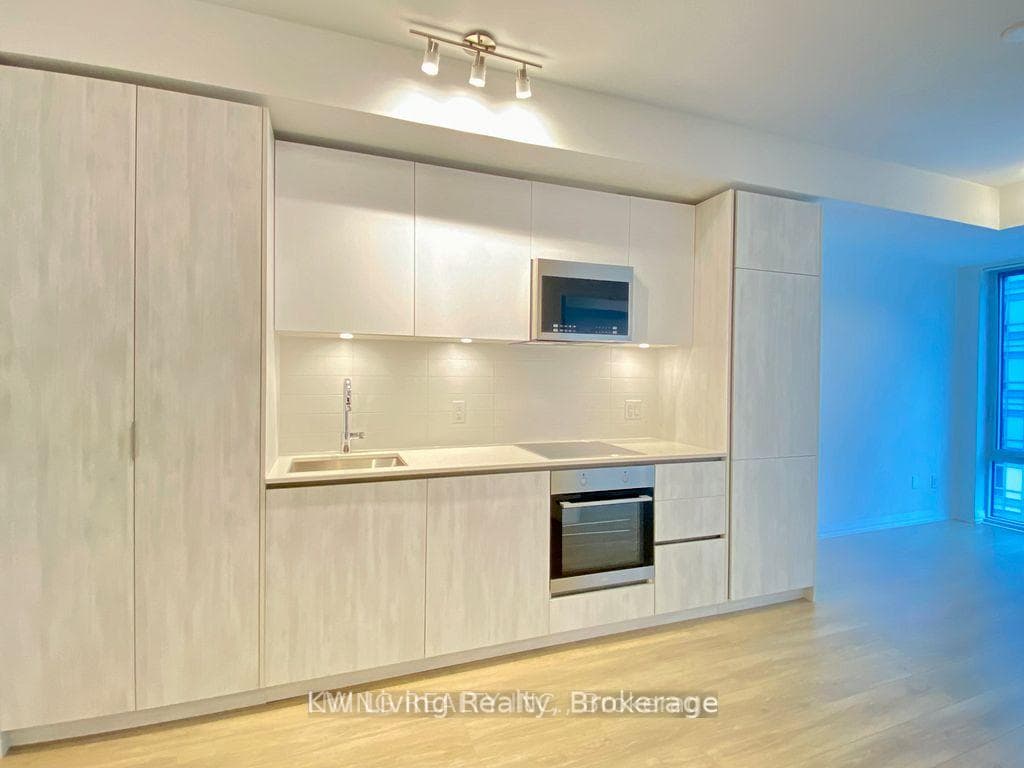 8 Widmer Street Unit 2907 photo 10