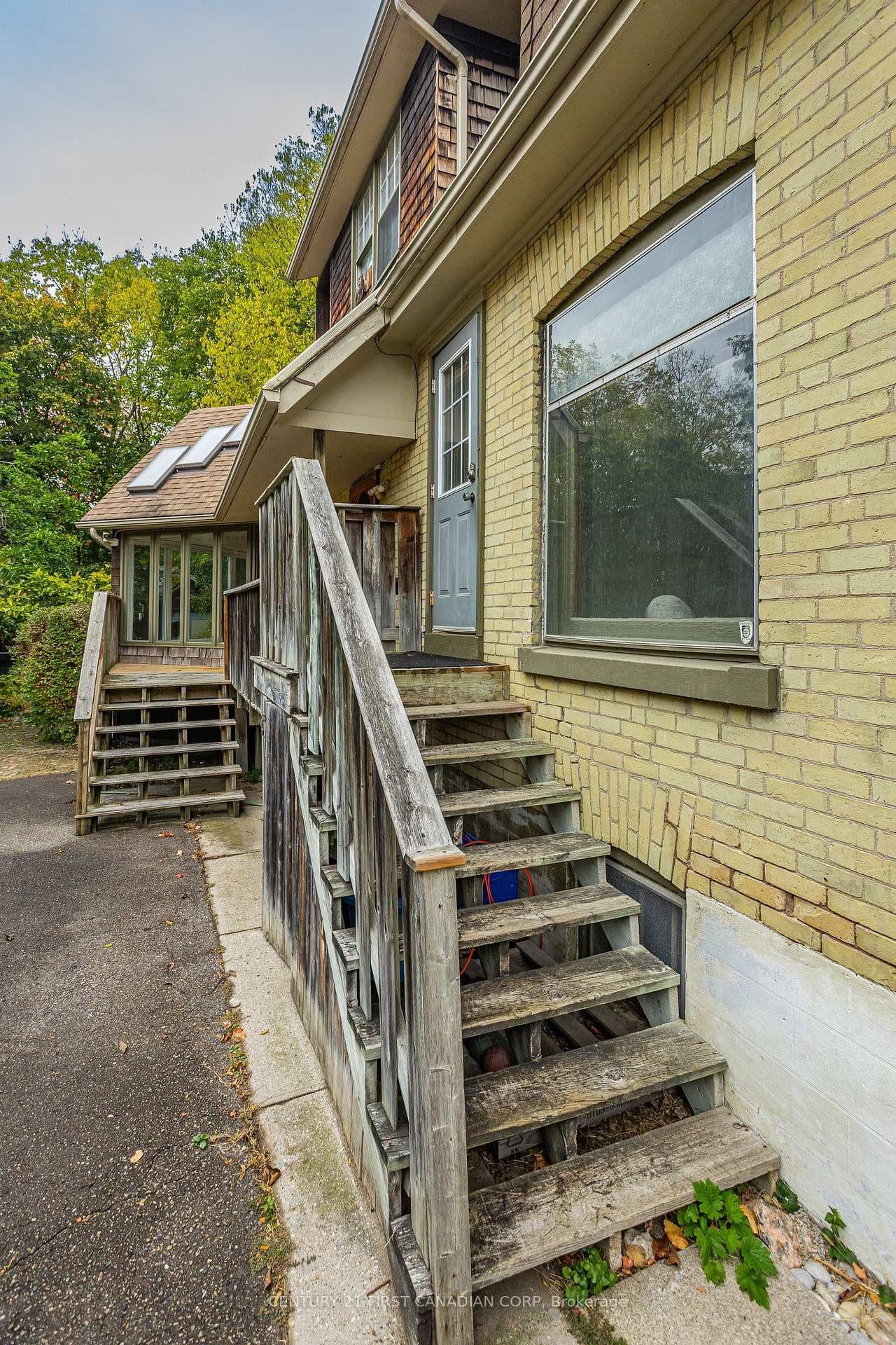 16 Woodward Avenue photo 36