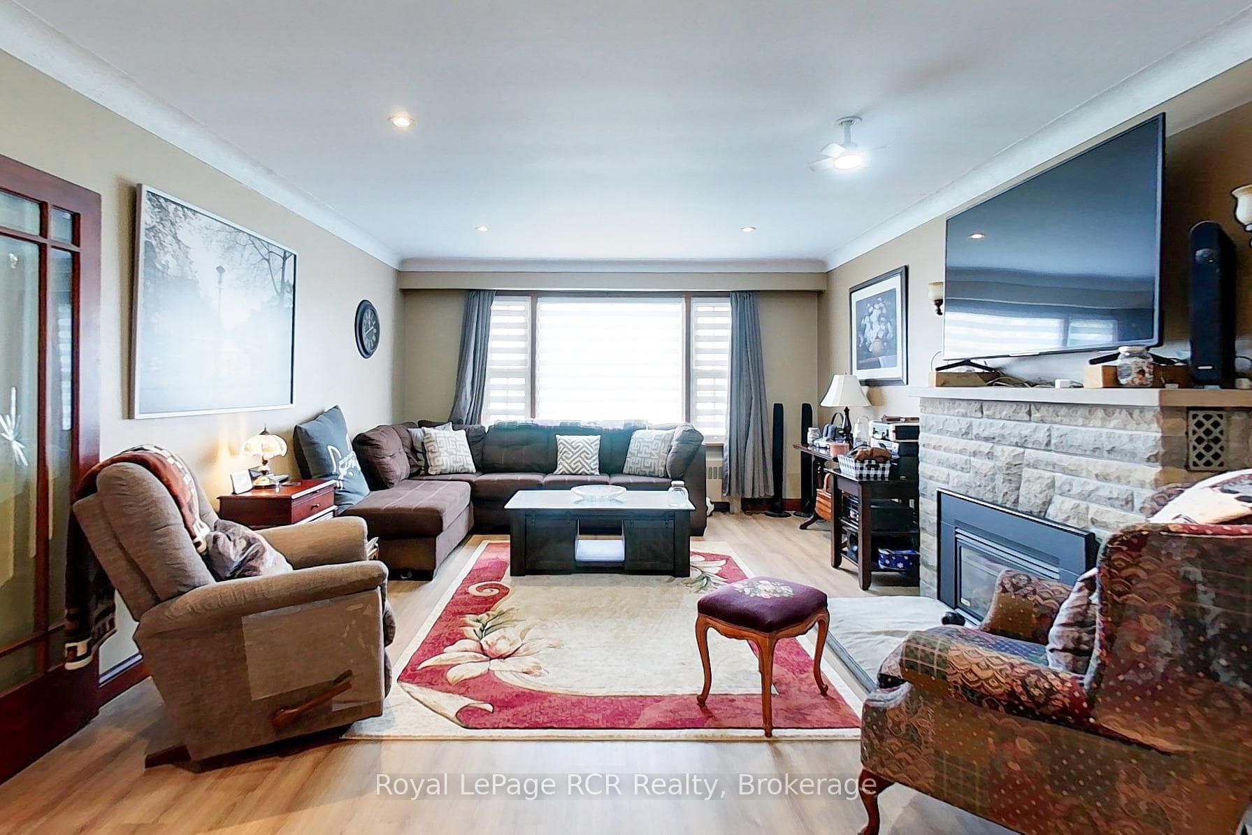 Living room with gas fireplace