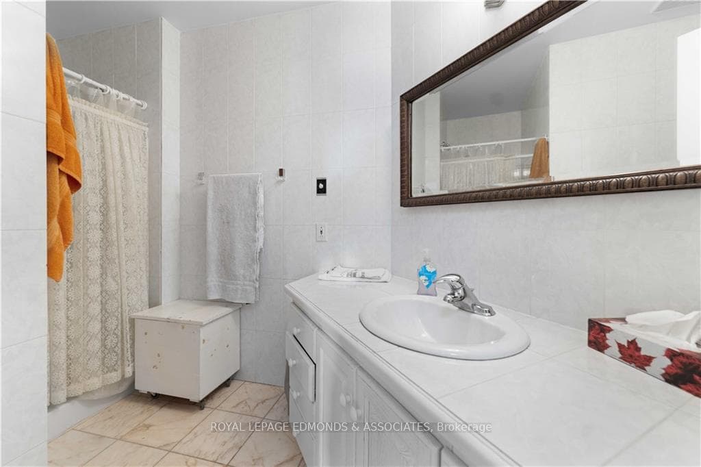 Main Floor Bathroom