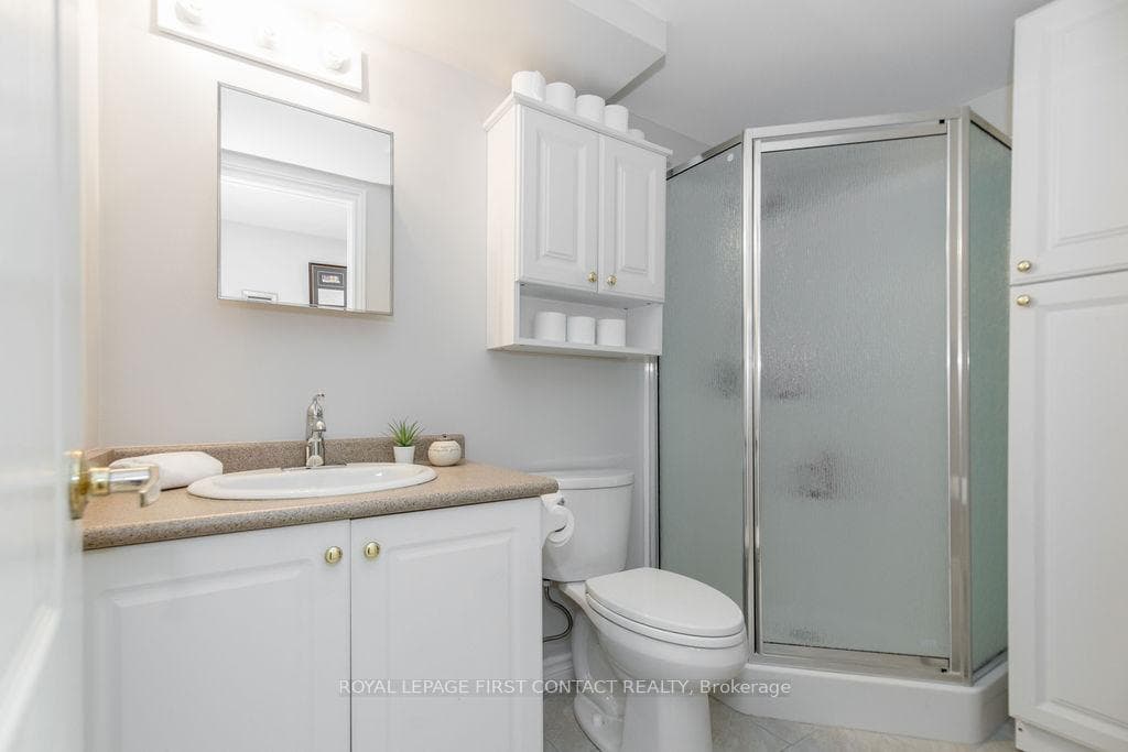 486 Laclie Street Unit 213 photo 14