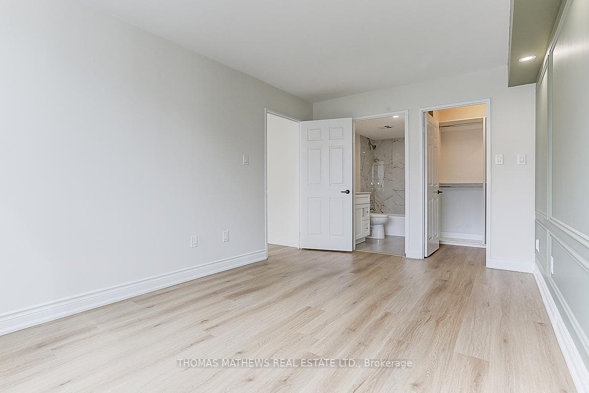 265 Enfield Place Unit 1503 photo 27