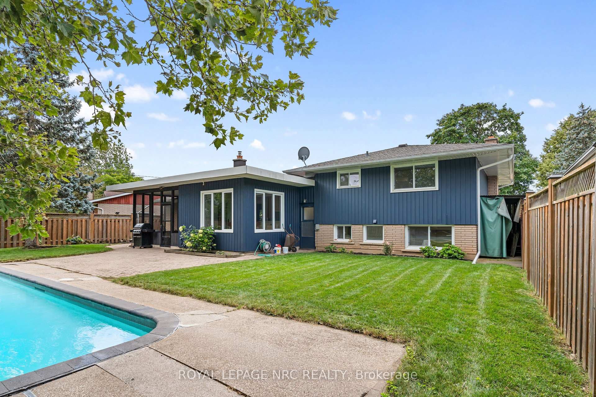 245 Riverview Boulevard photo 37