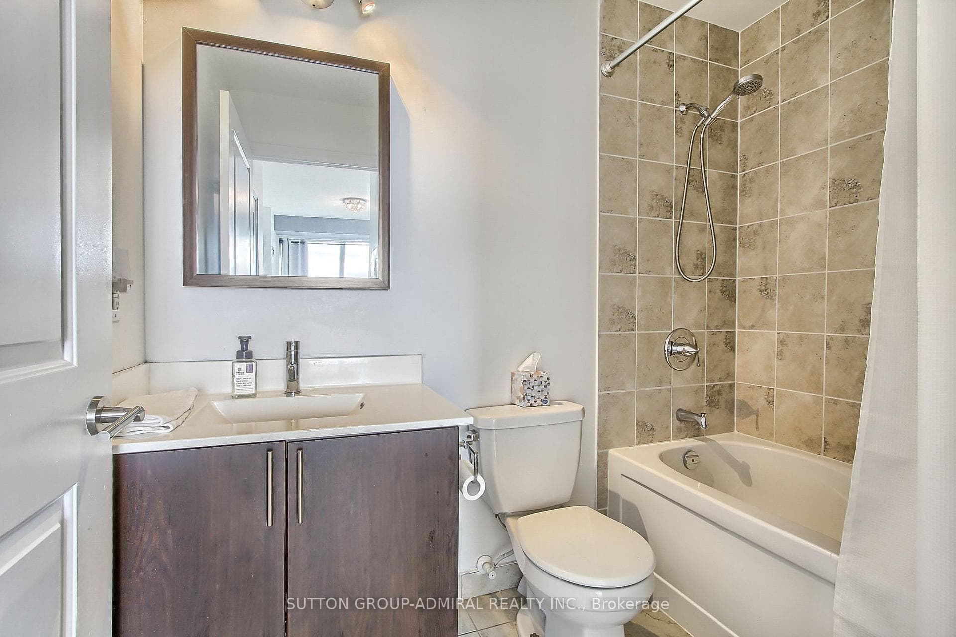 520 Steeles Avenue Unit 1207 photo 20