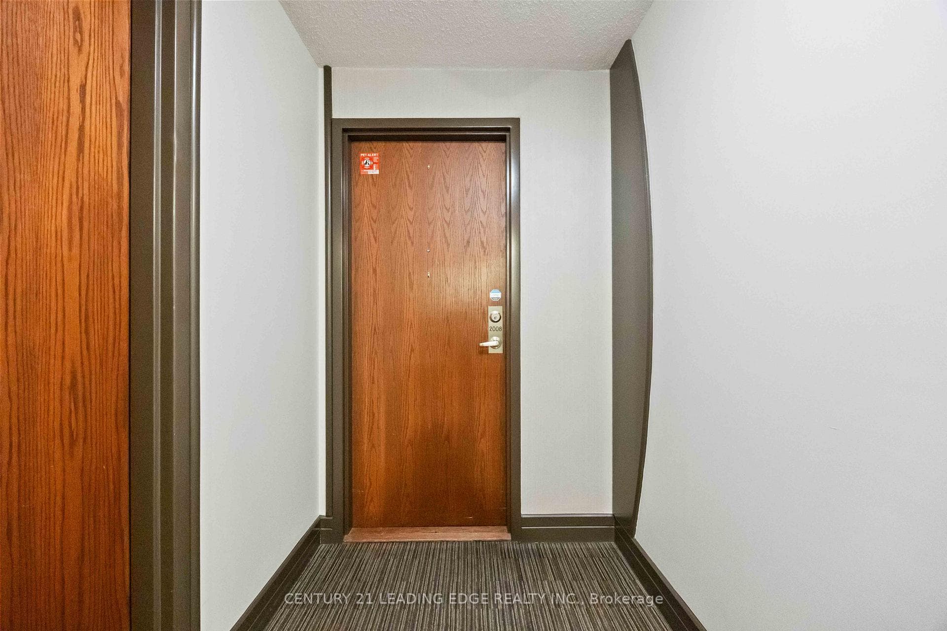 18 Harrison Garden Boulevard Unit 2008 photo 2