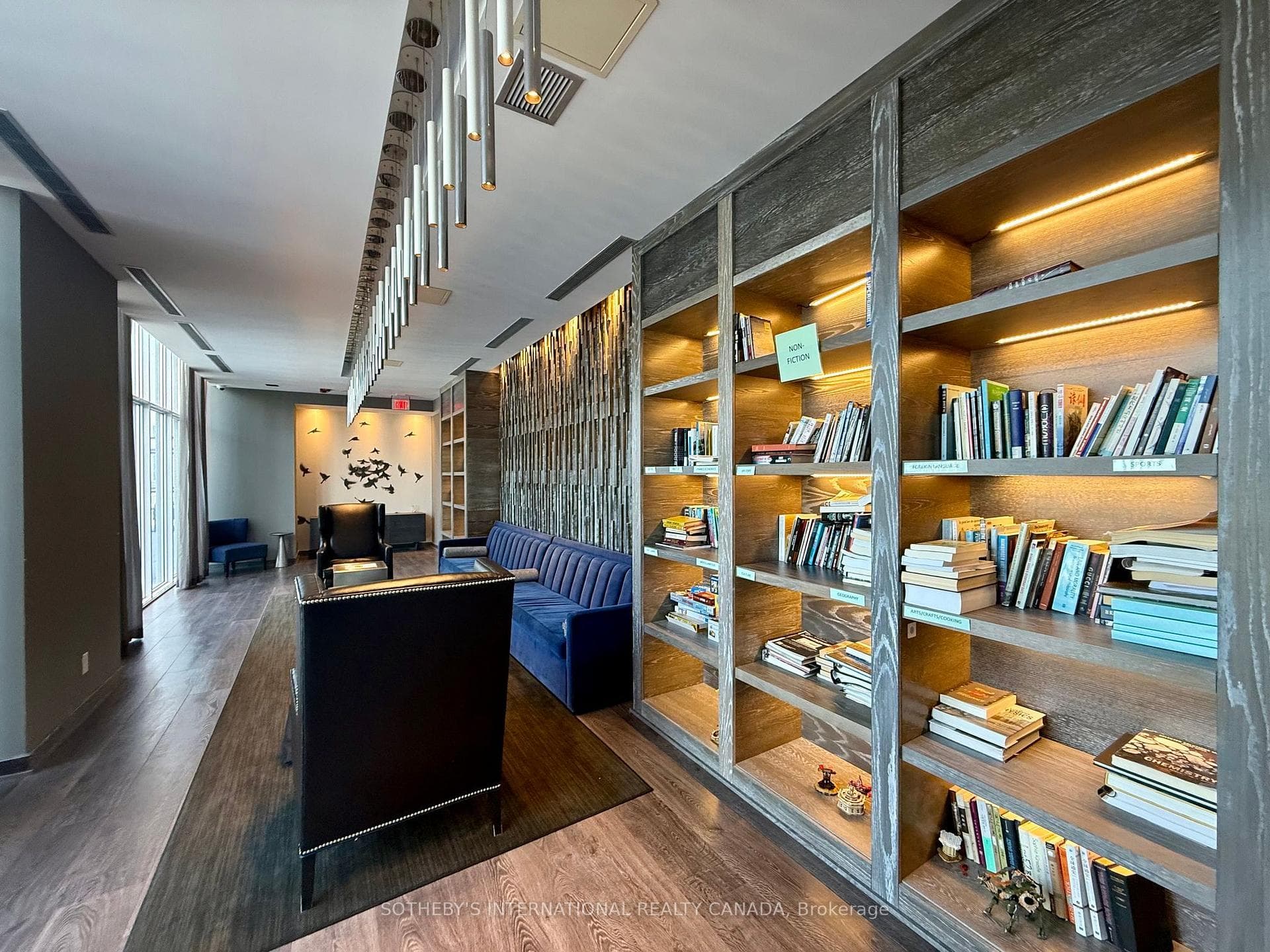 1080 Bay Street Unit 2309 photo 16