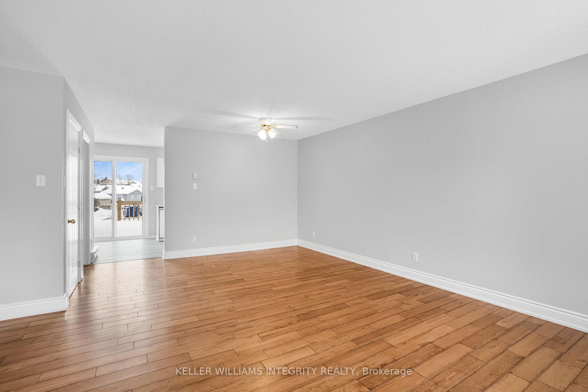 739 Morris Street photo 4