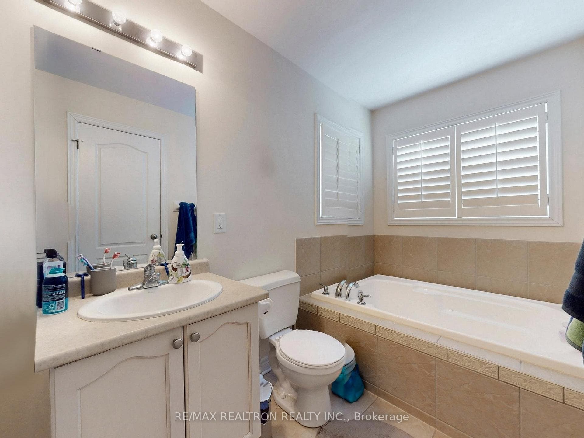 107 Boticelli Way photo 28