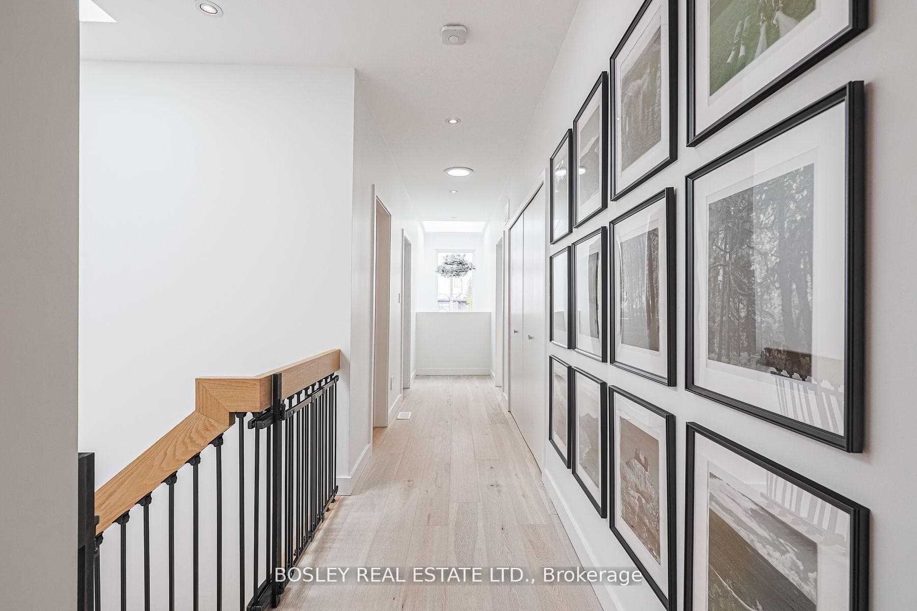 38 Roblin Avenue photo 13