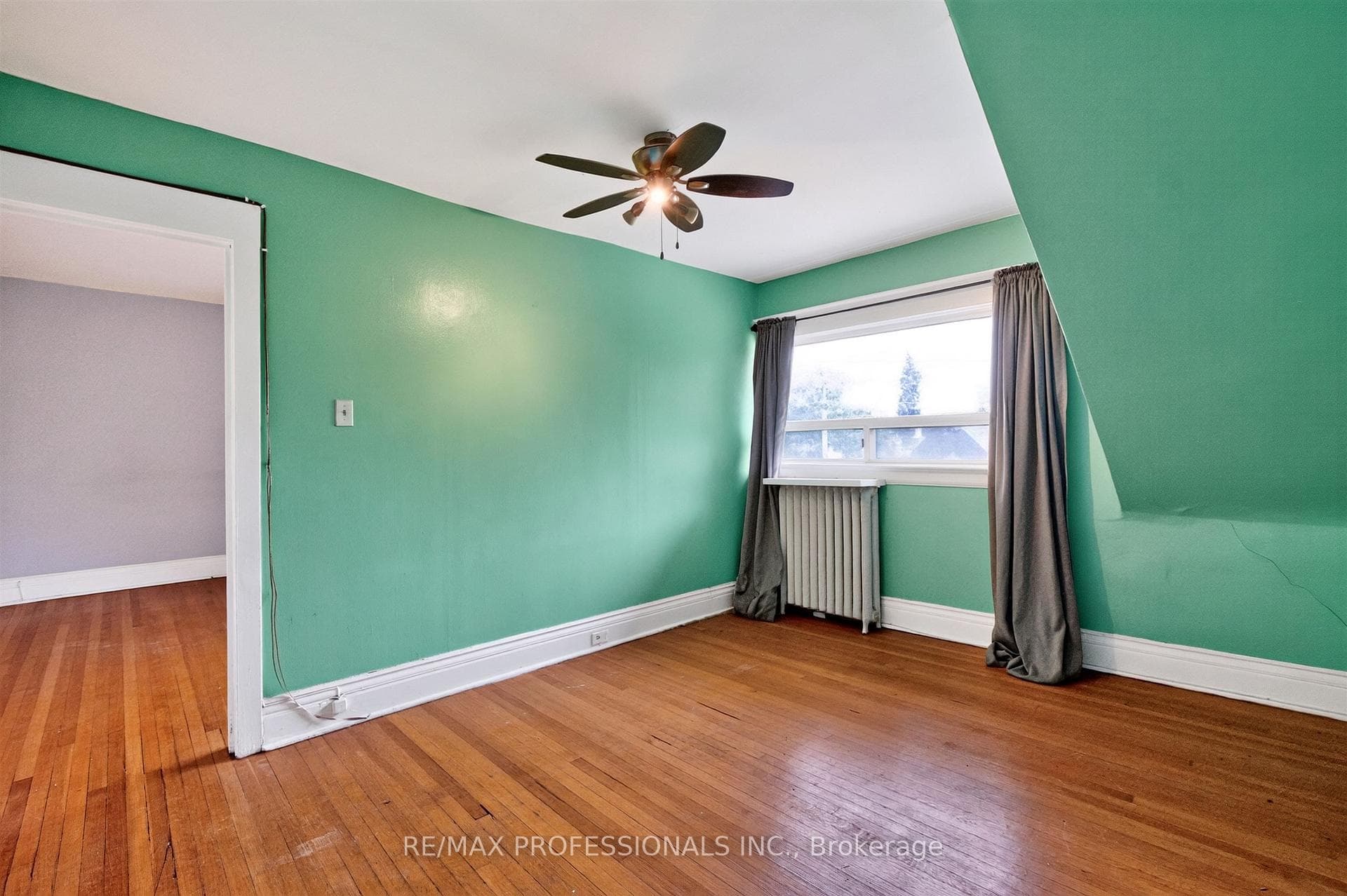 Unit 4-Third Floor 1 Bedroom