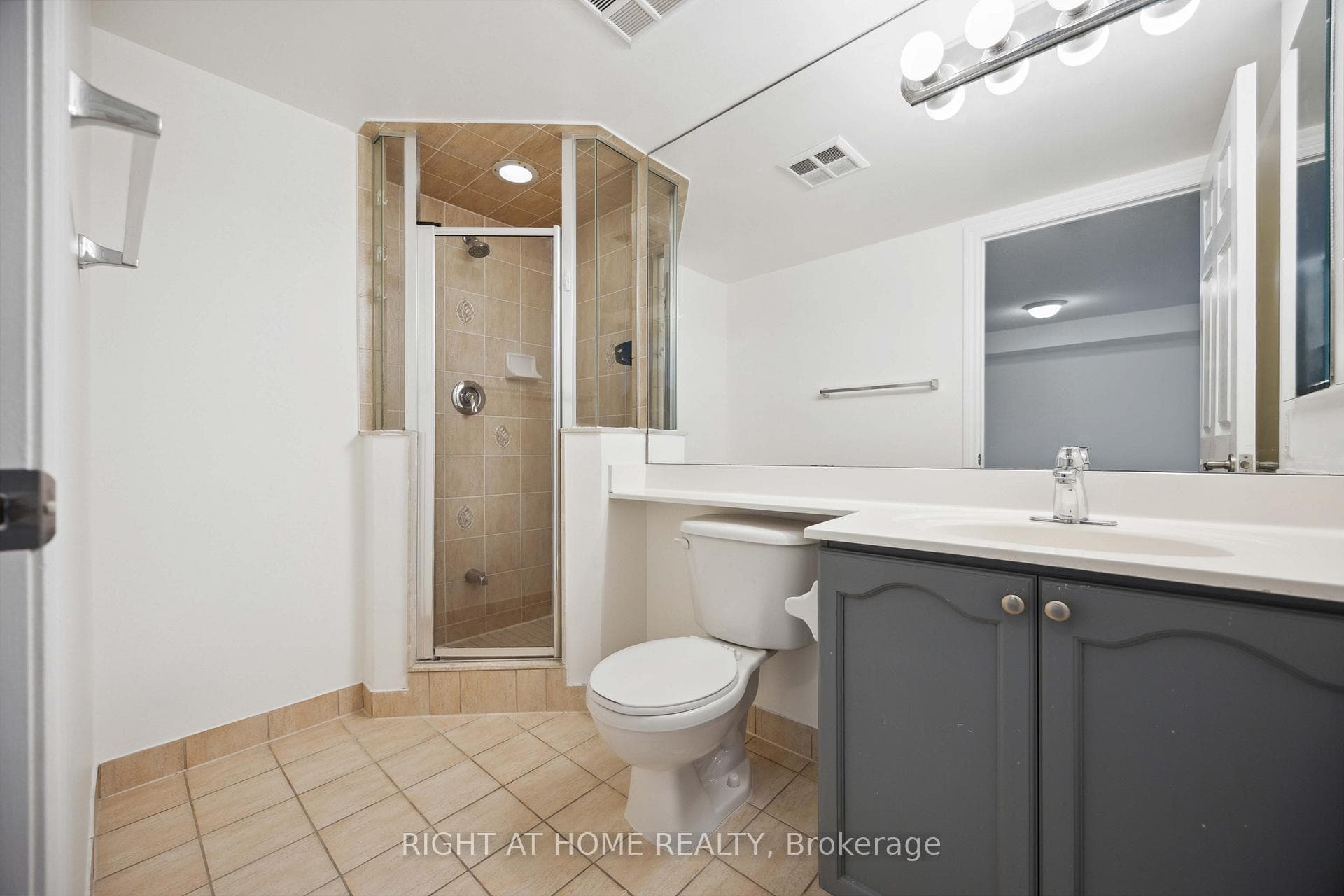 5229 Dundas Street Unit 1704 photo 18