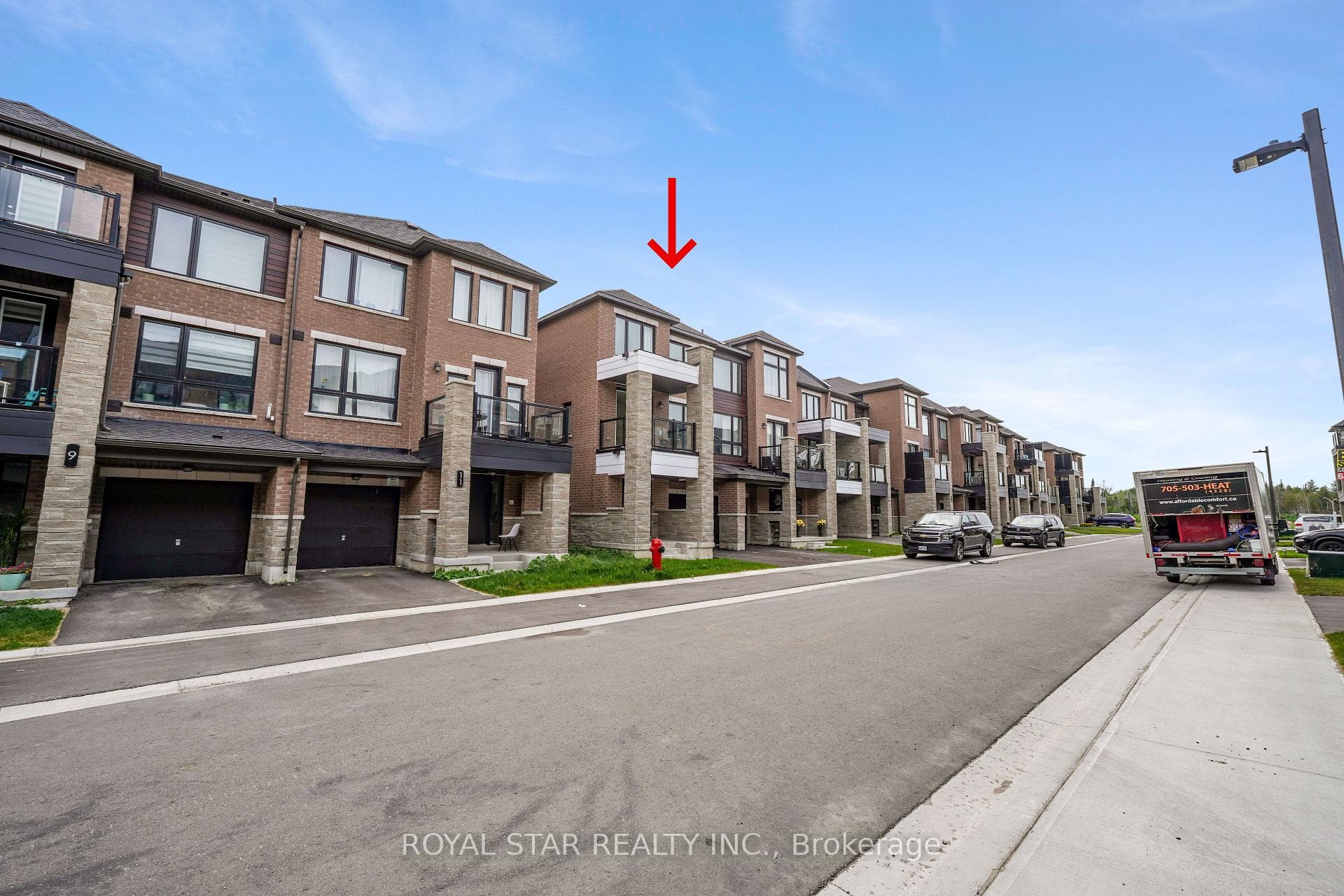 13 Red Maple Lane photo 2