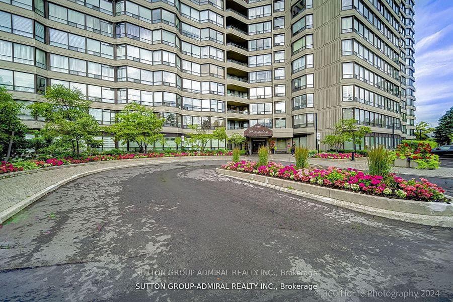 7440 Bathurst Street Unit 1005 photo 24