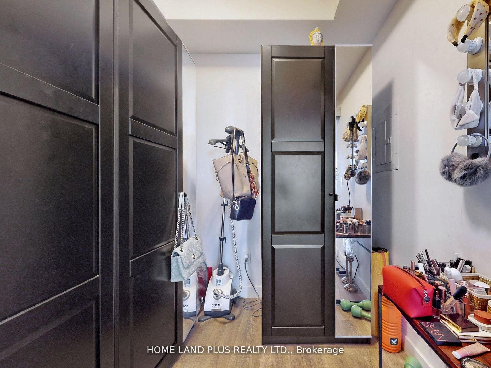 8 Eglinton Avenue Unit 2312 photo 24