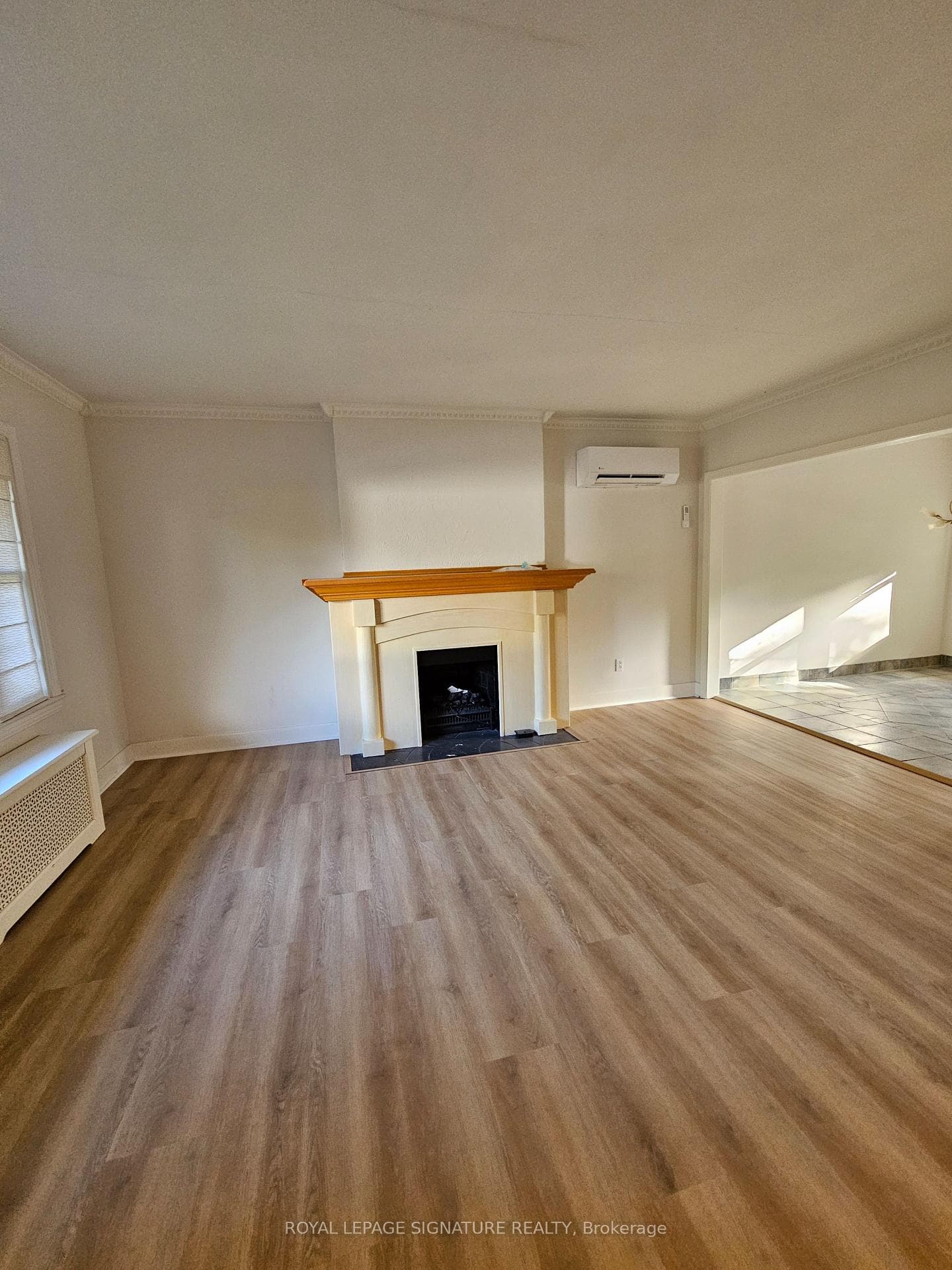 964 King Road photo 4