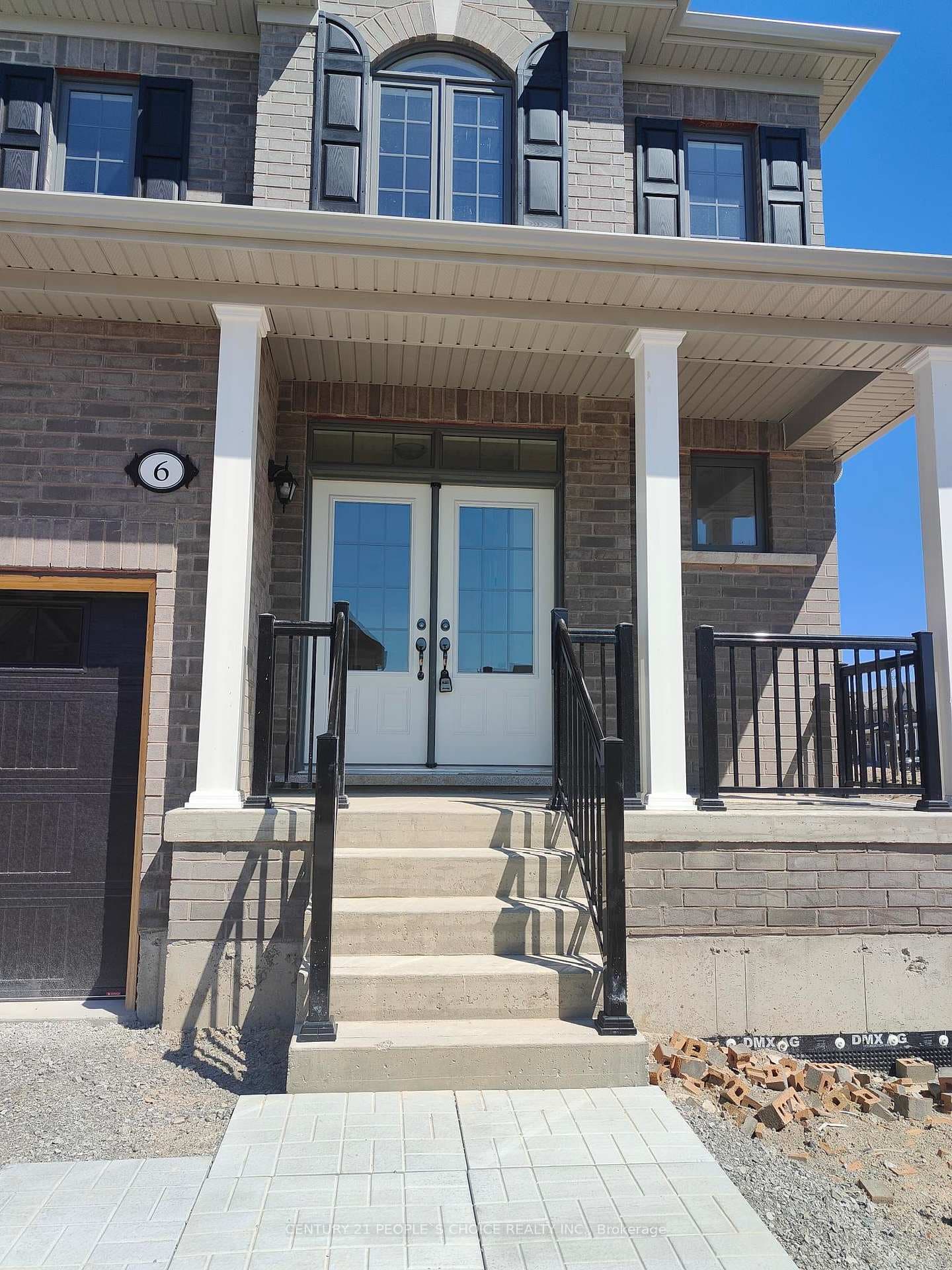 6 Fenn Crescent photo 2