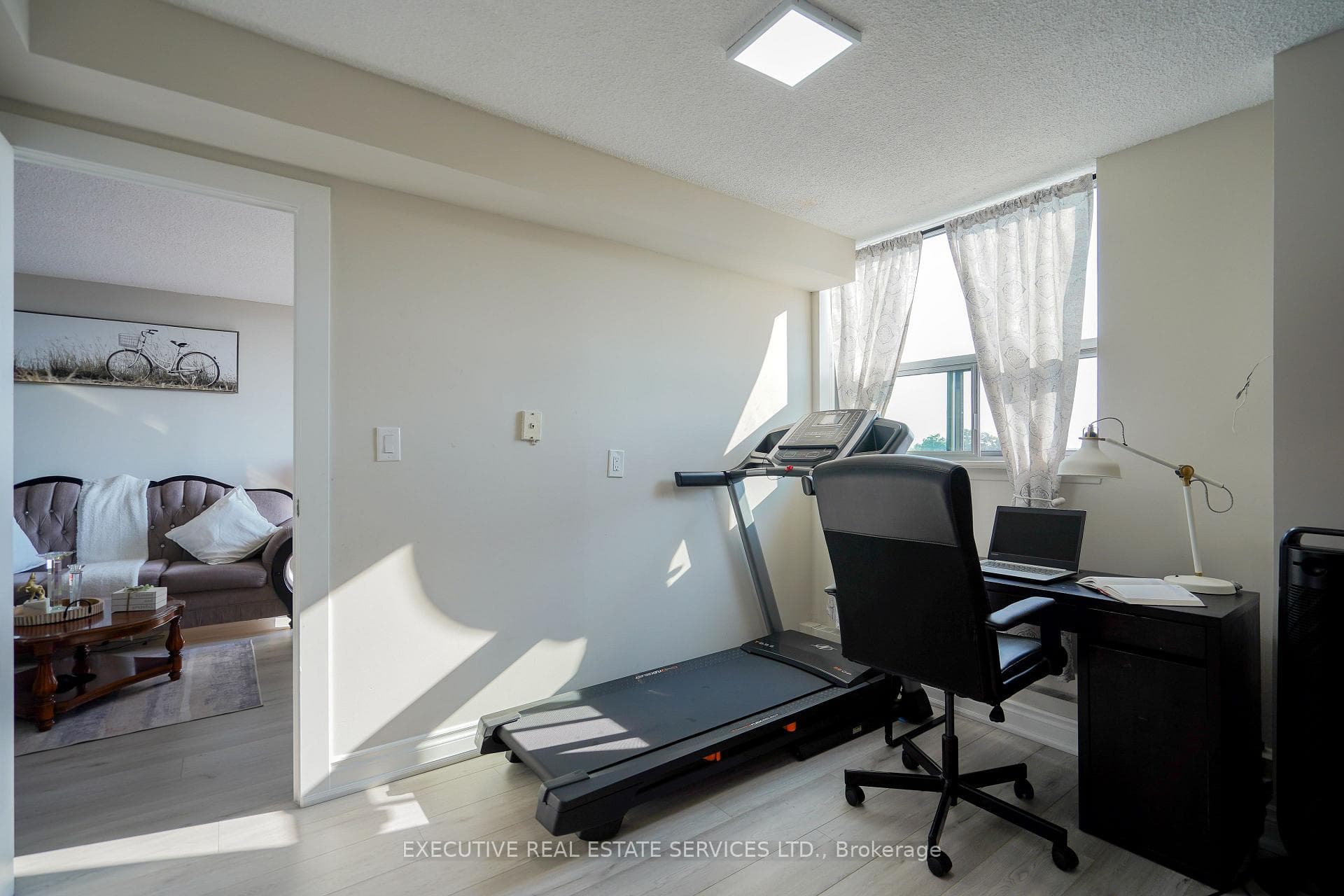 100 Wingarden Court Unit 605 photo 19