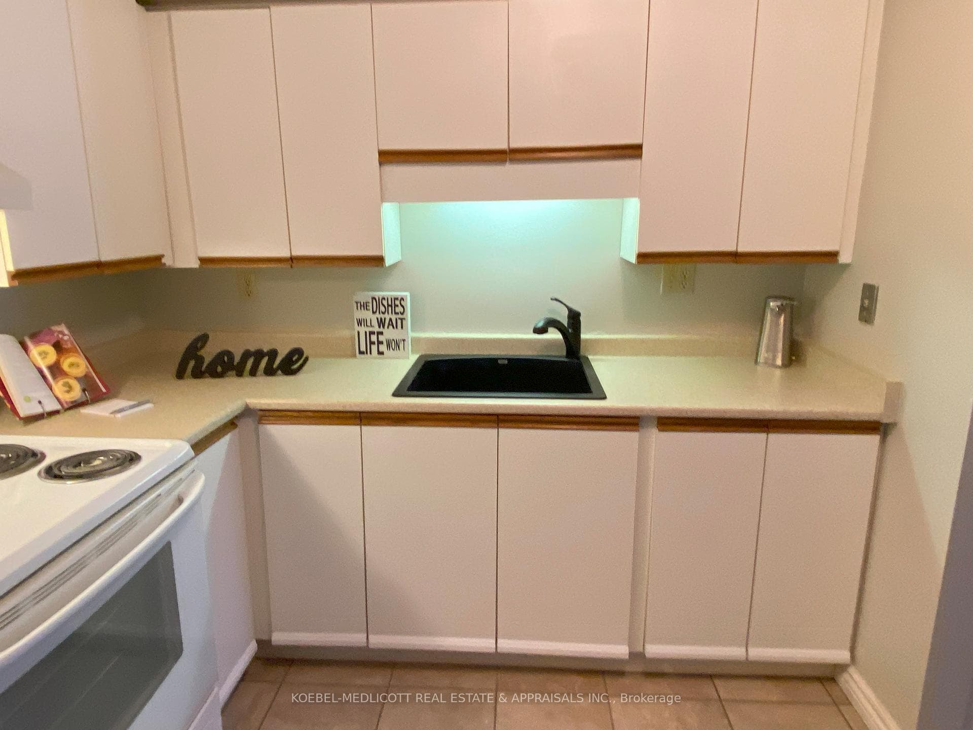 337 Northlake Drive Unit 2 photo 4