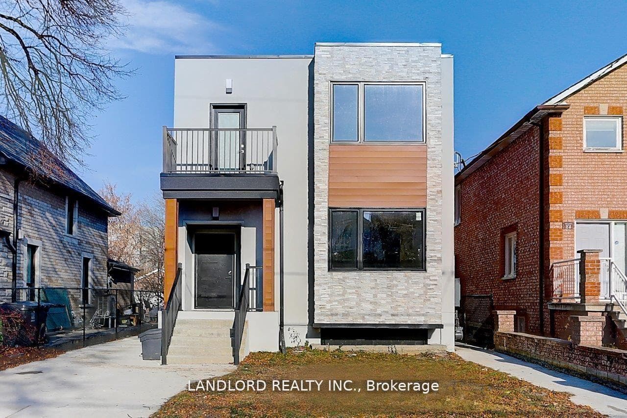 30 Lambton Avenue Unit Upper photo 1