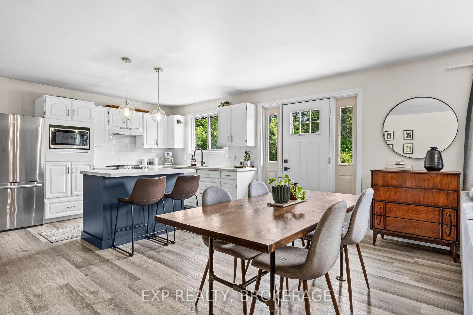8283 PERTH Road photo 12