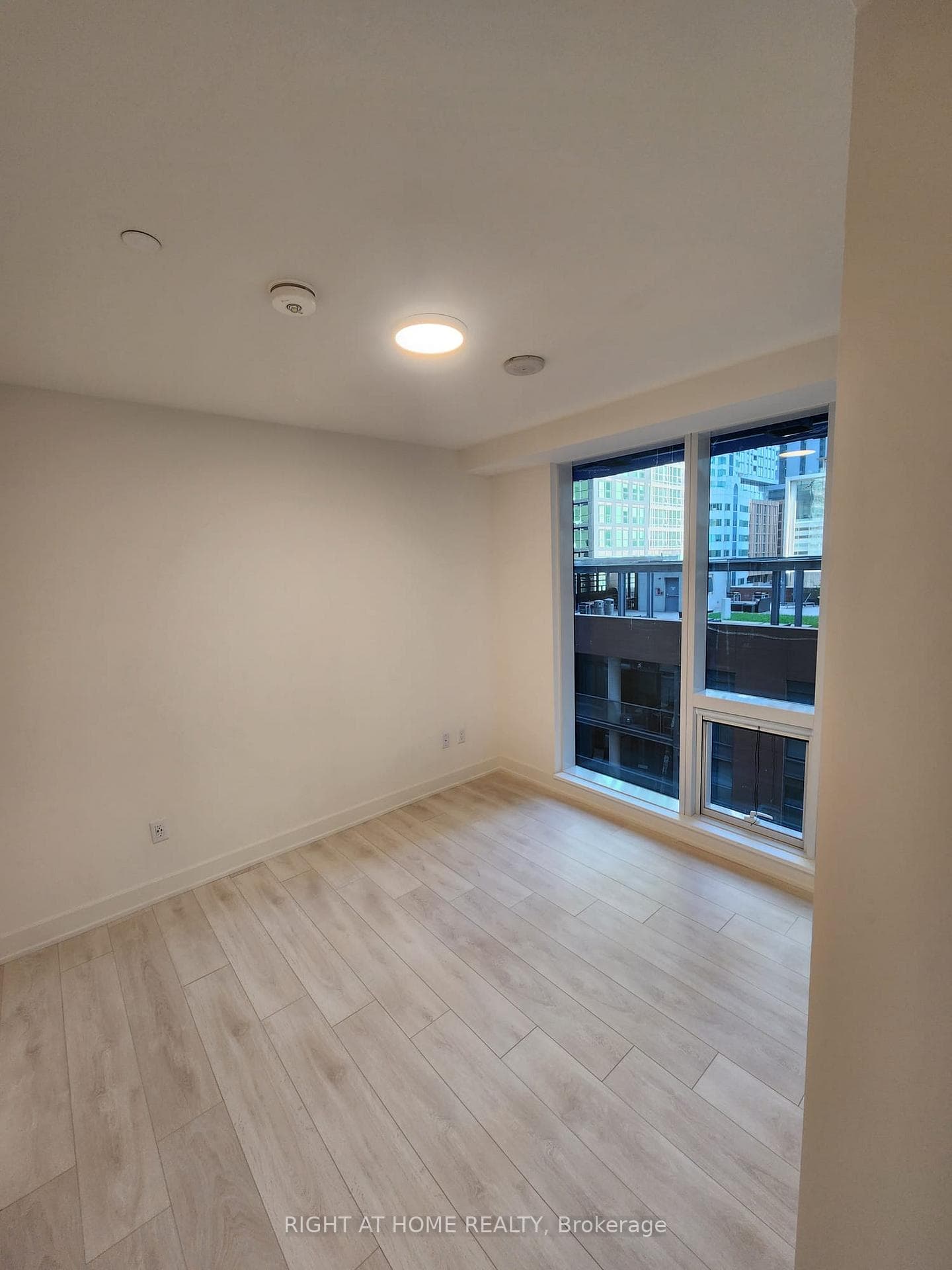 15 Mercer Street Unit 523 photo 11