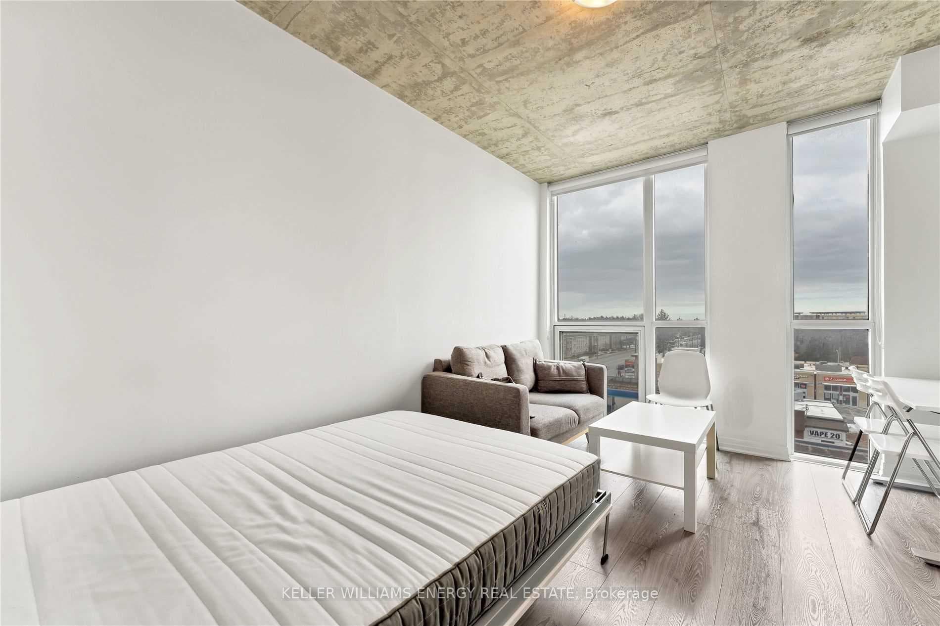 1900 Simcoe Street Unit 312 photo 8