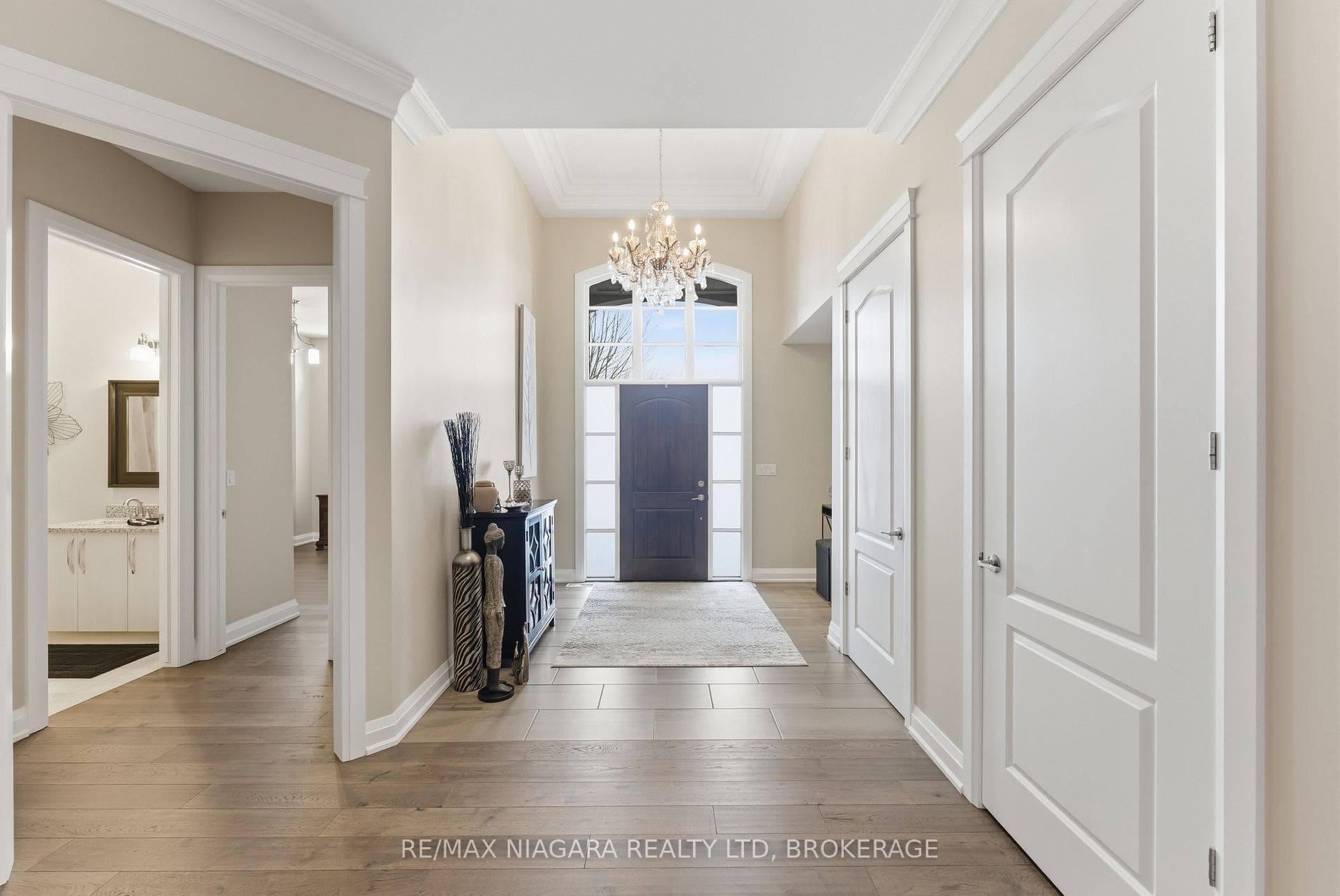 34 ANGELS Drive photo 3
