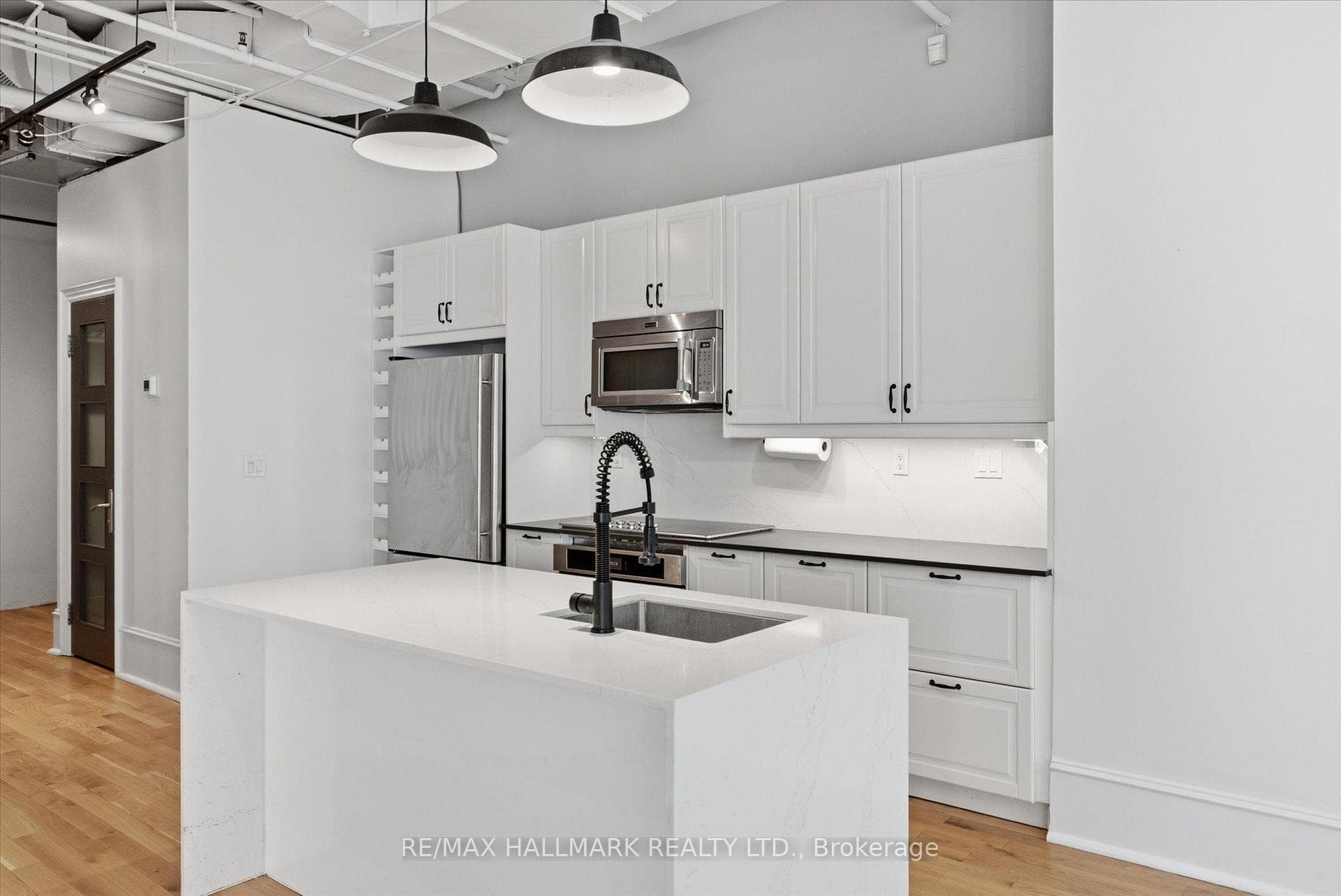 477 Richmond Street Unit 306 photo 8