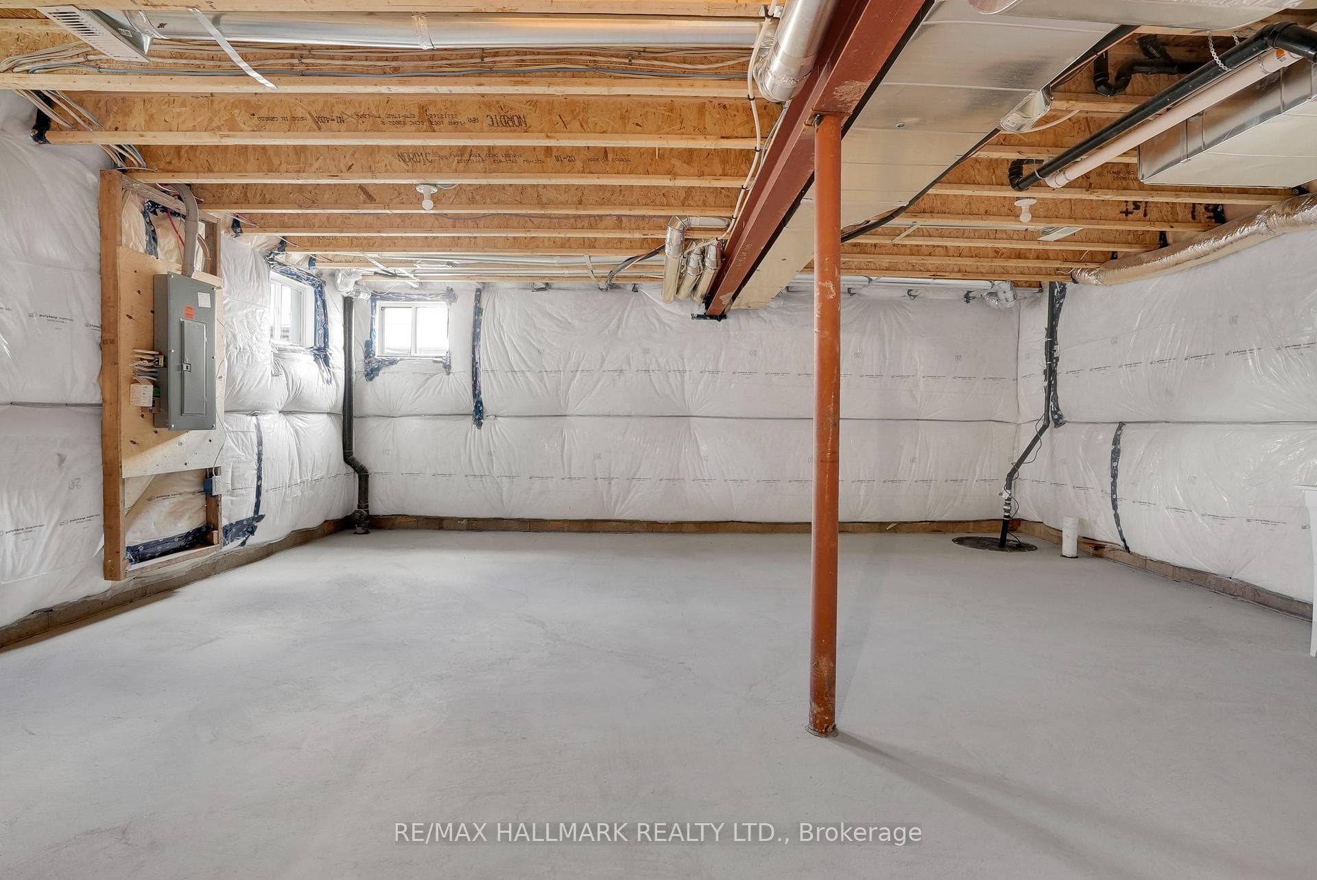 15 Foxley Heights photo 35