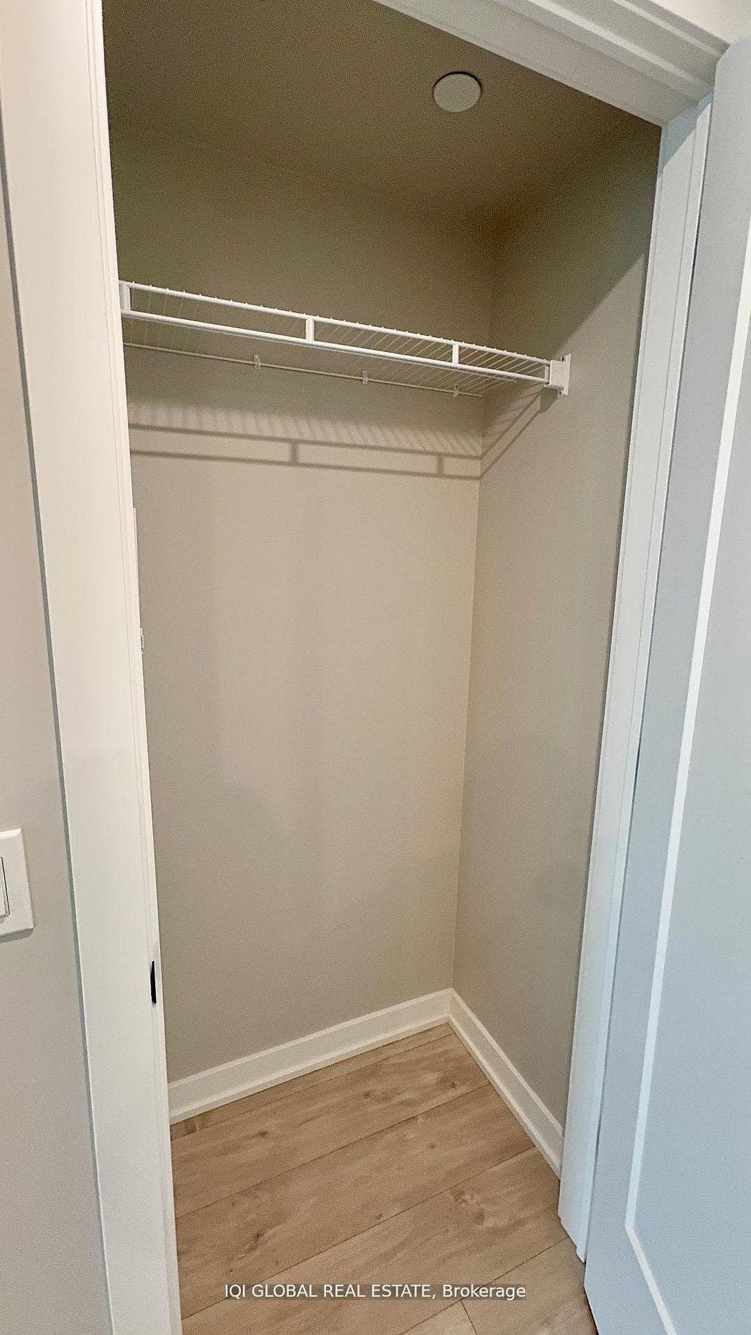 720 Whitlock Avenue Unit 406 photo 5