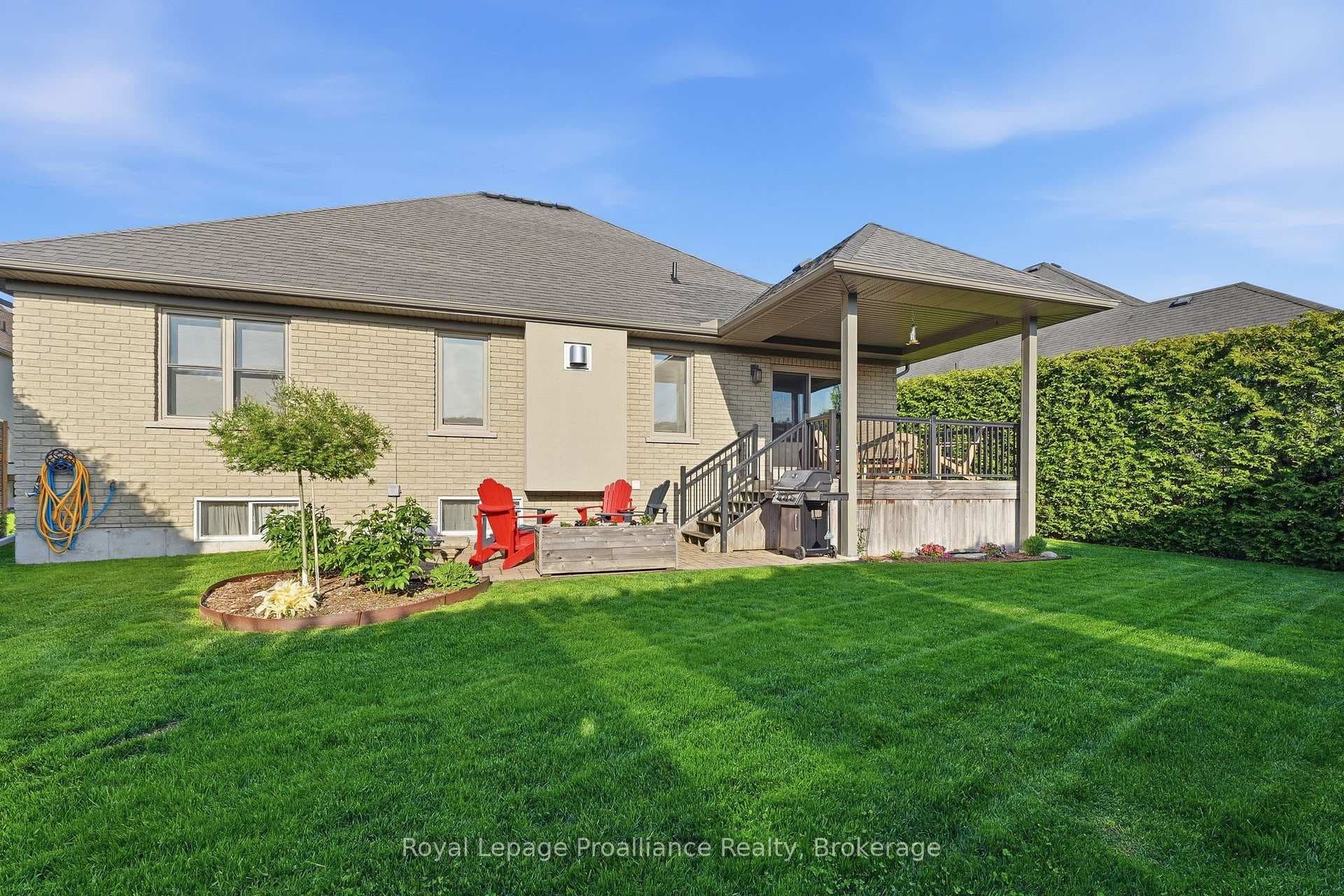 9 Rosslyn Drive photo 43