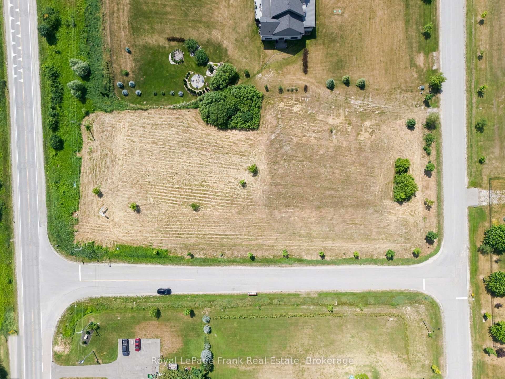 1 Bagshaw Crescent photo 13